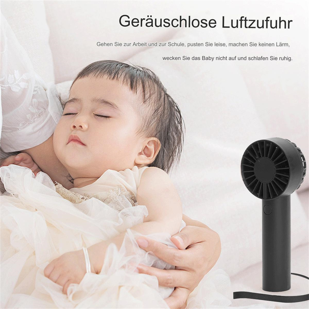 Baby schläft in den Armen in der Nähe eines schwarzen Ventilators. Text: "Geräuschlose Luftzufuhr".