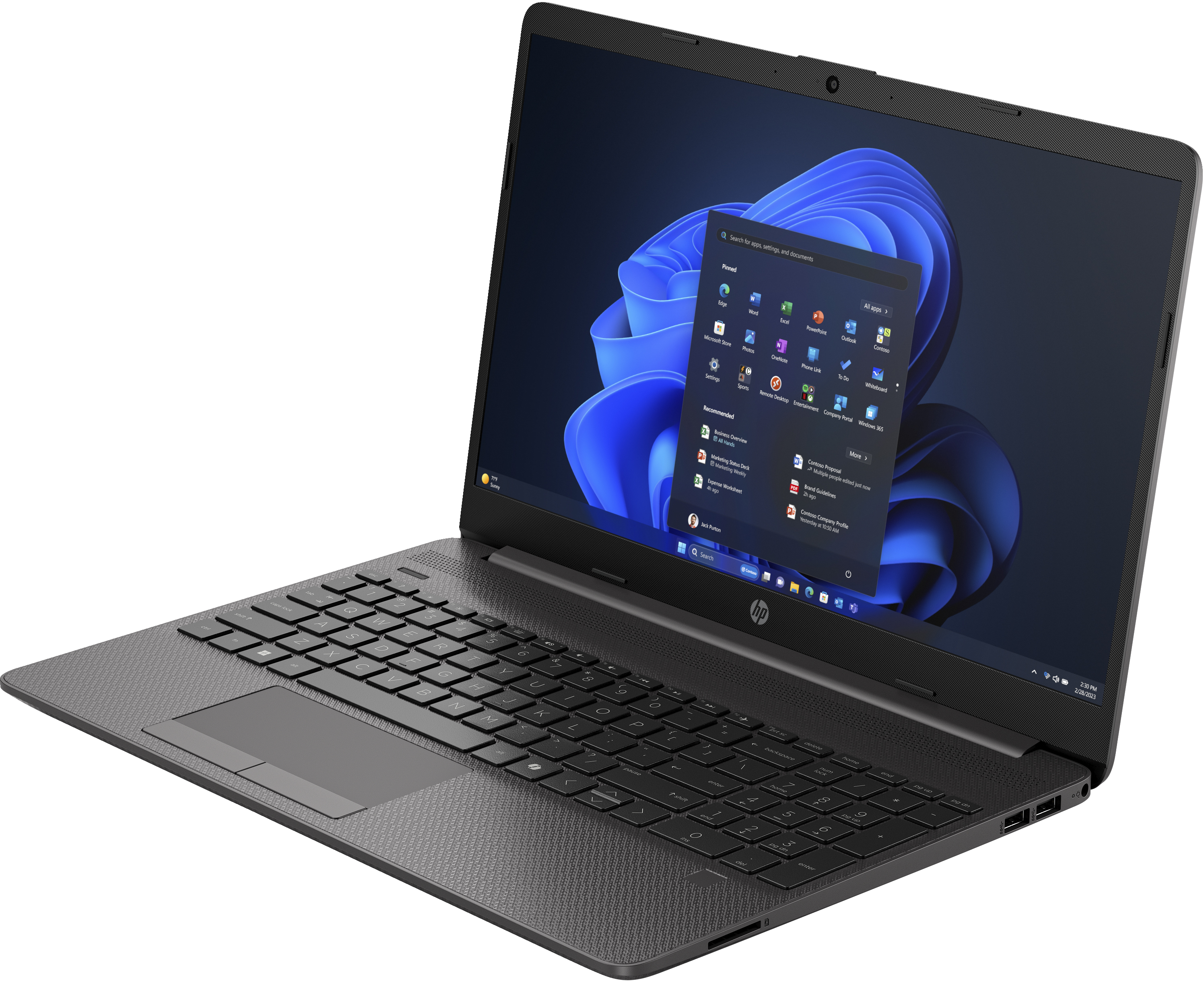 Laptop HP nero su sfondo bianco. Lo schermo mostra il menu Start di Windows 11.