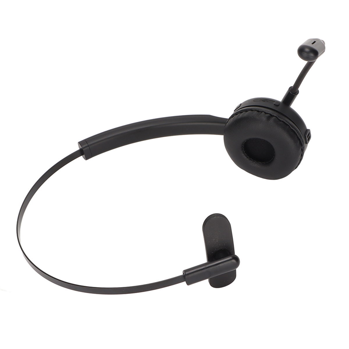 Ein schwarzes Headset mit Mikrofon auf weißer Oberfläche. Der Ohrhörer ist rund, das Mikrofon lang.