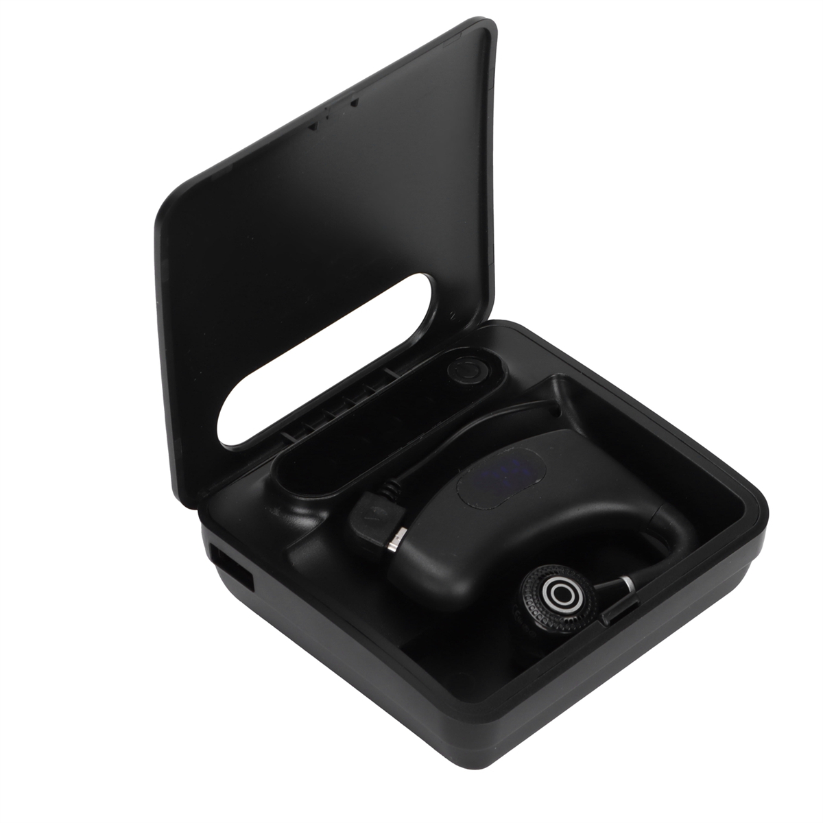 Ein schwarzes Headset in einem offenen schwarzen Etui.