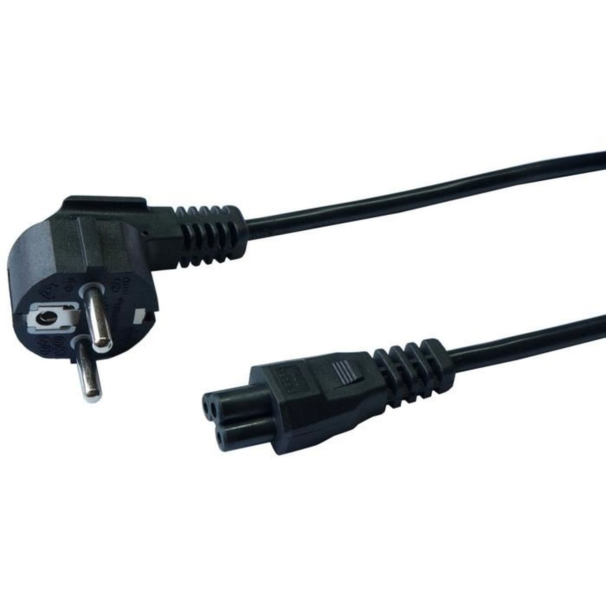 Schwarzes Netzkabel mit europäischem Stecker und IEC-Anschluss. Es befindet sich auf weißem Hintergrund.