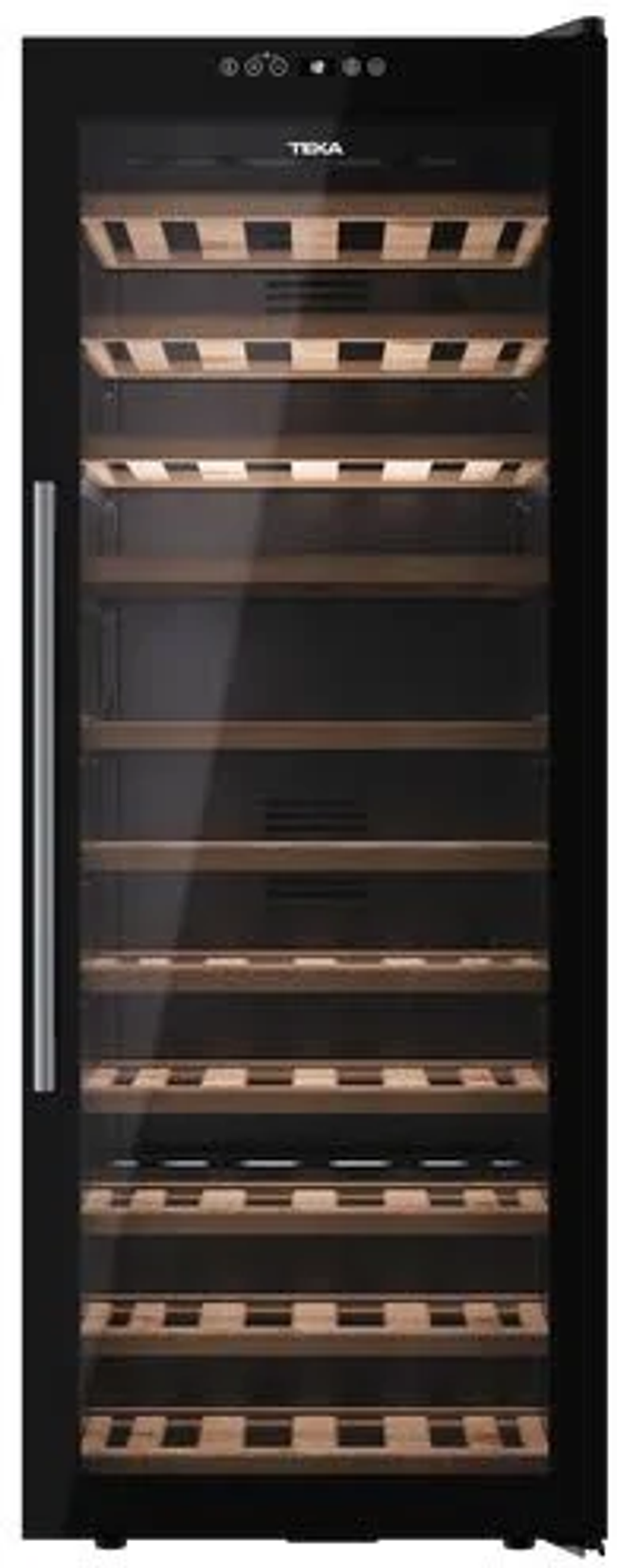 Czarna chłodziarka do wina Teka ze szklanymi drzwiami, pokazująca drewniane półki.