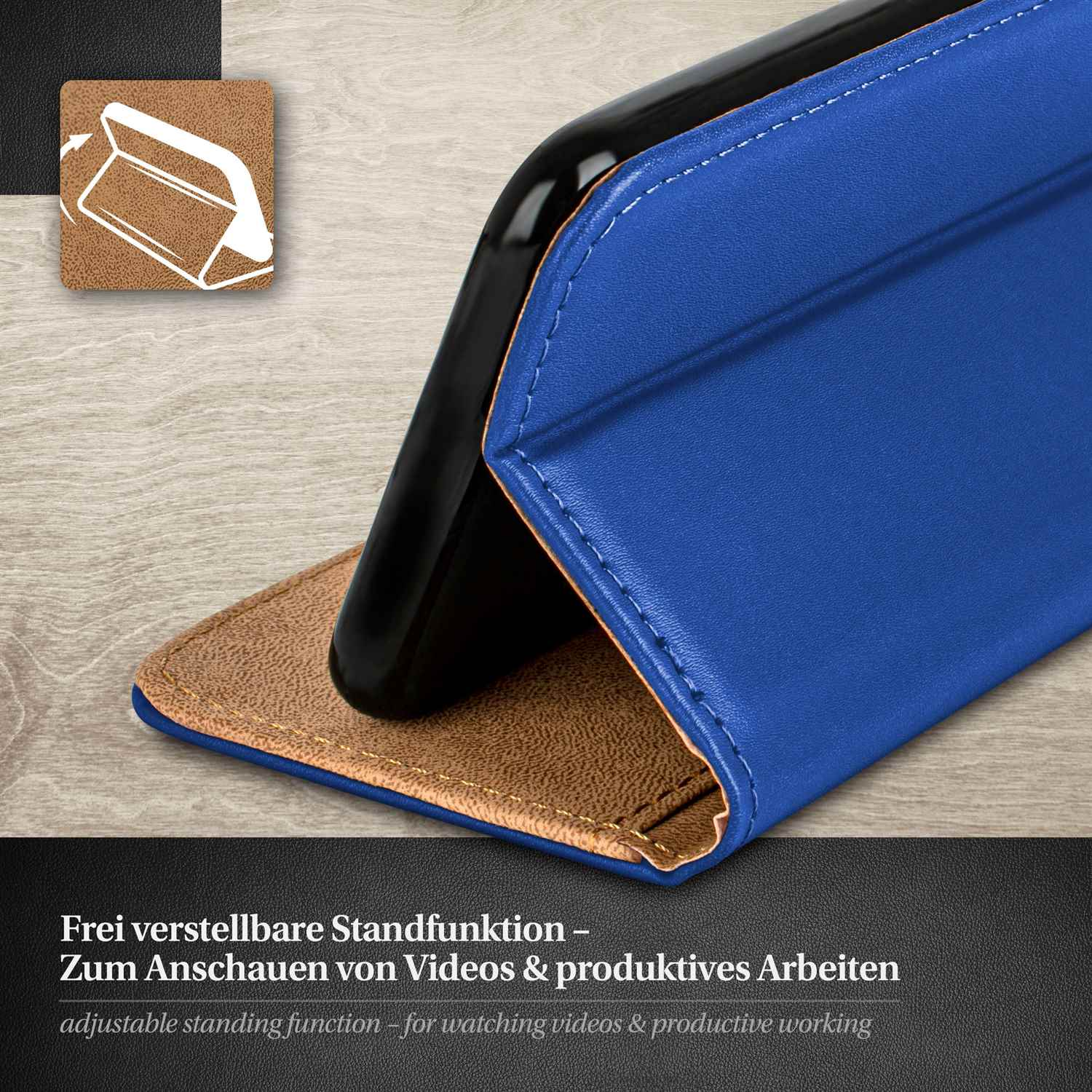 Eine blaue Handyhülle ist hochgeklappt und zeigt ein Telefon. Die Hülle hat ein zweifarbiges Design mit hellbraunem Innenraum.