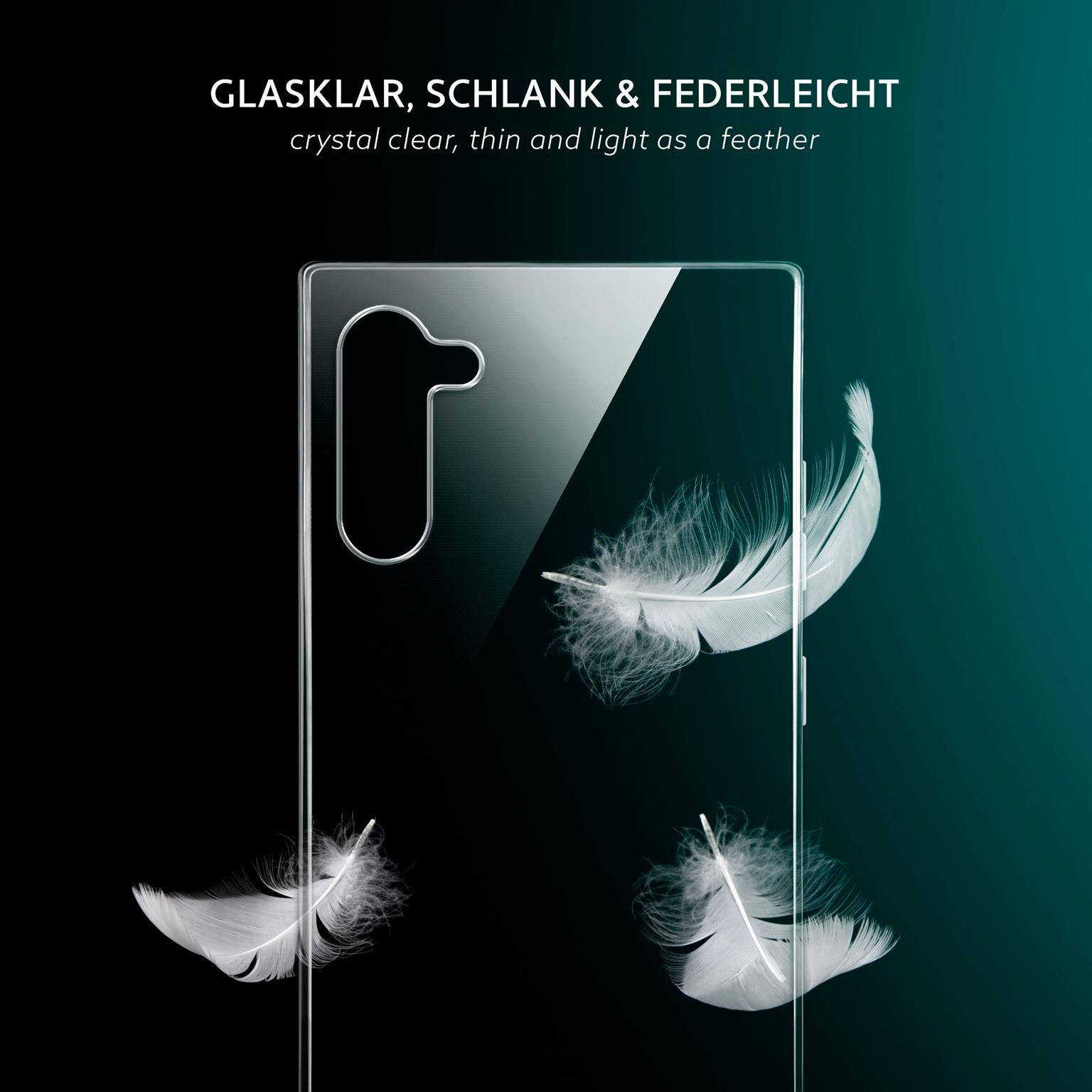Eine transparente Handyhülle mit weißen Federn, die auf einem dunkelgrünen bis schwarzen Hintergrund schweben.