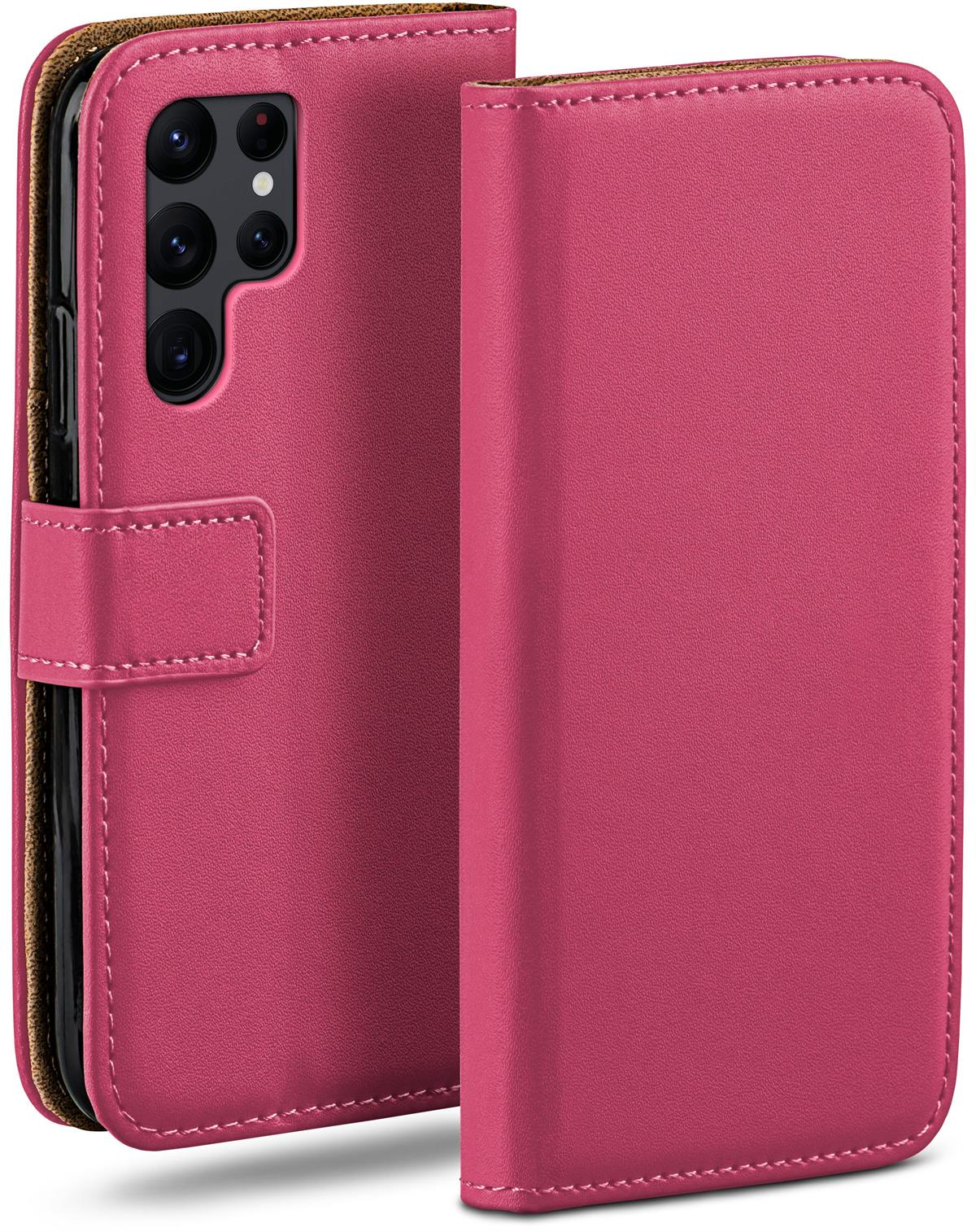 Rosa Telefon in einer rosa Leder-Brieftasche. Die Hülle ist geöffnet.