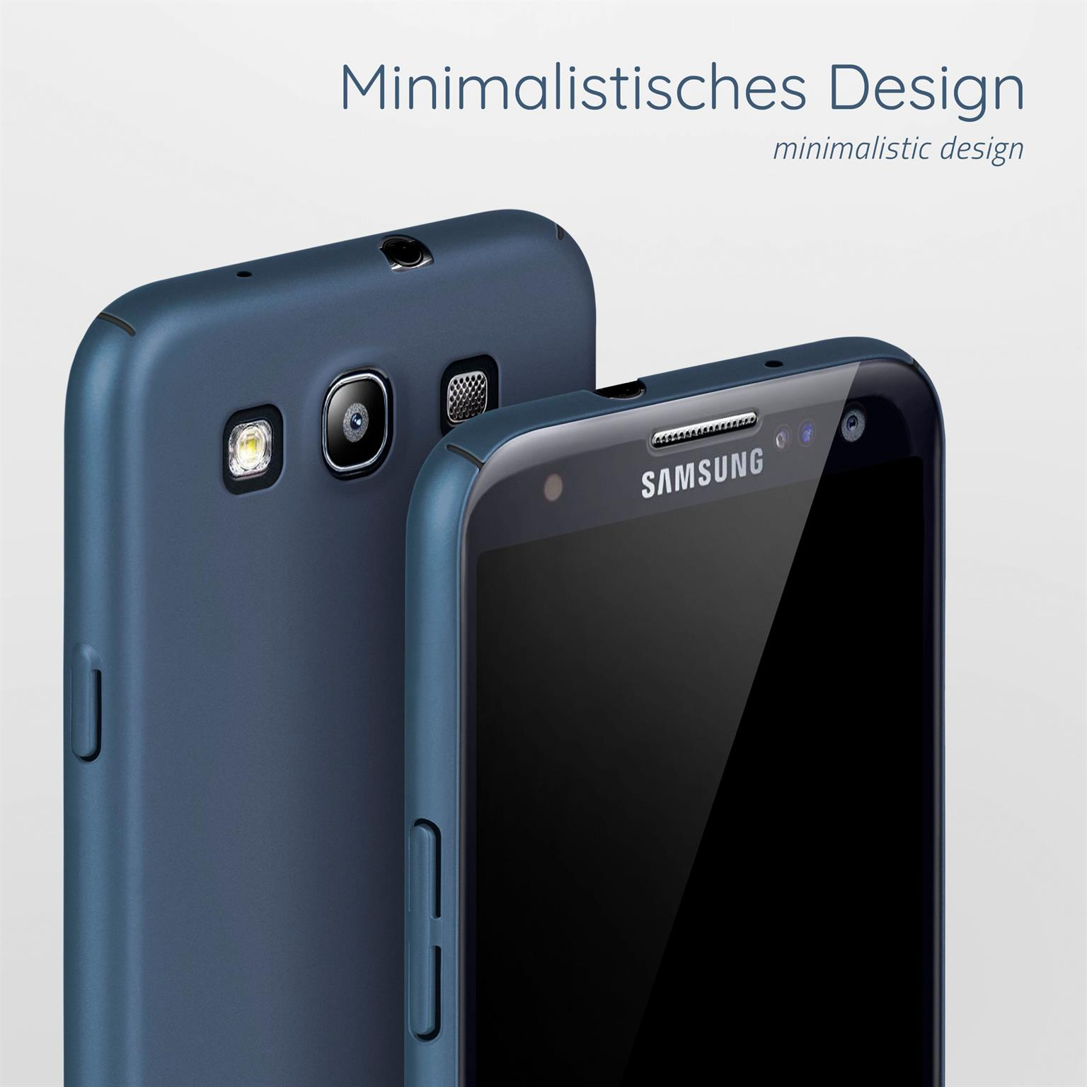 Zwei Telefone mit Hüllen. Eine marineblaue Hülle mit Kamera. Text: Minimalistisches Design.