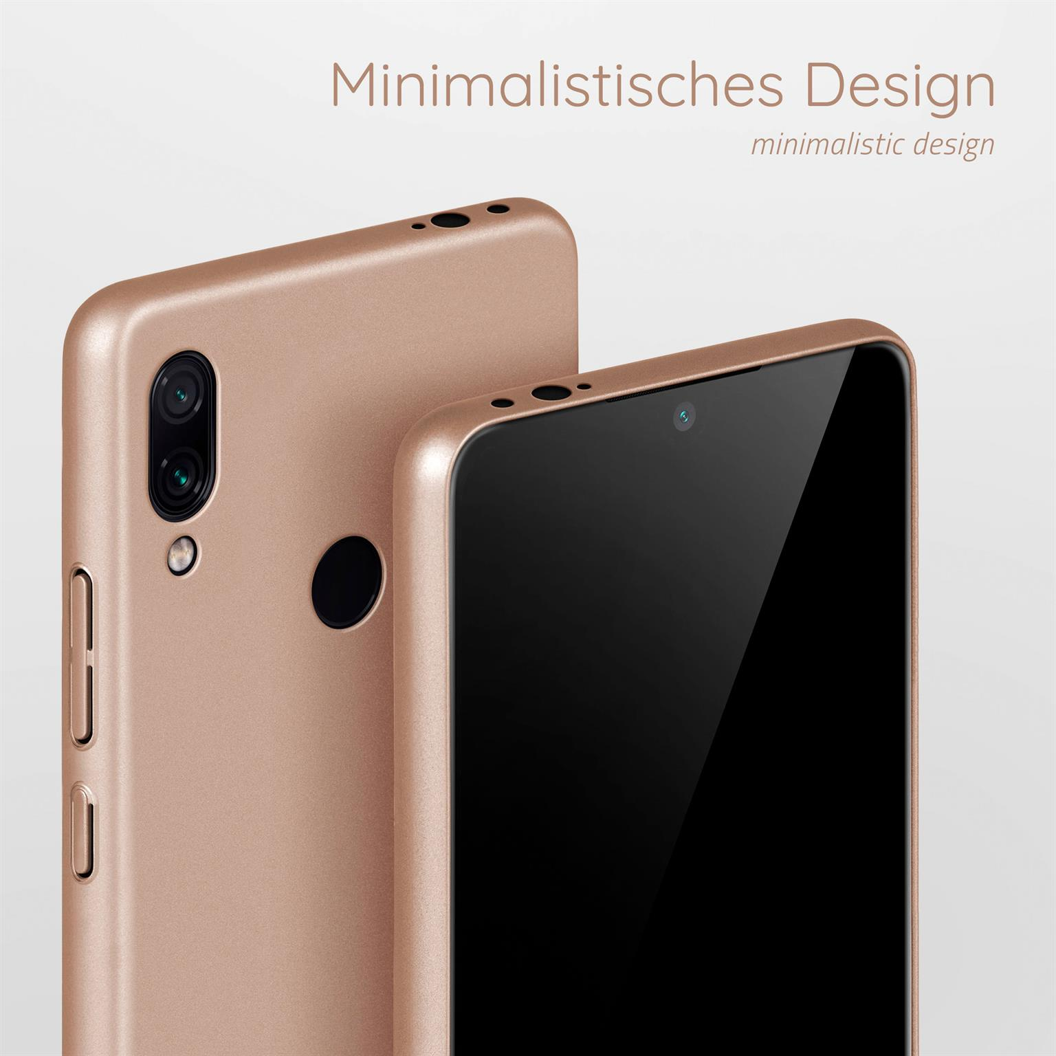 Nahaufnahme von zwei Telefonen, eines hinter dem anderen, minimalistisches Design, goldene Farbe.
