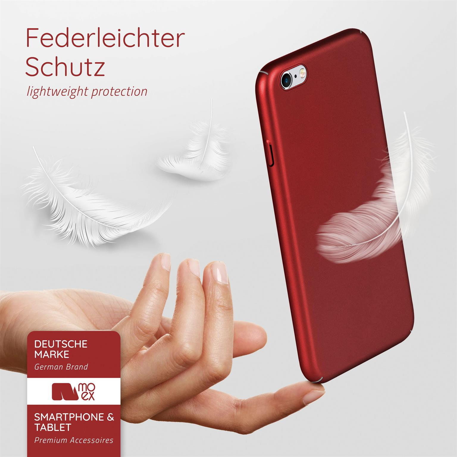 Hand hält eine rote Handyhülle, mit weißen Federn. Text: leichter Schutz.