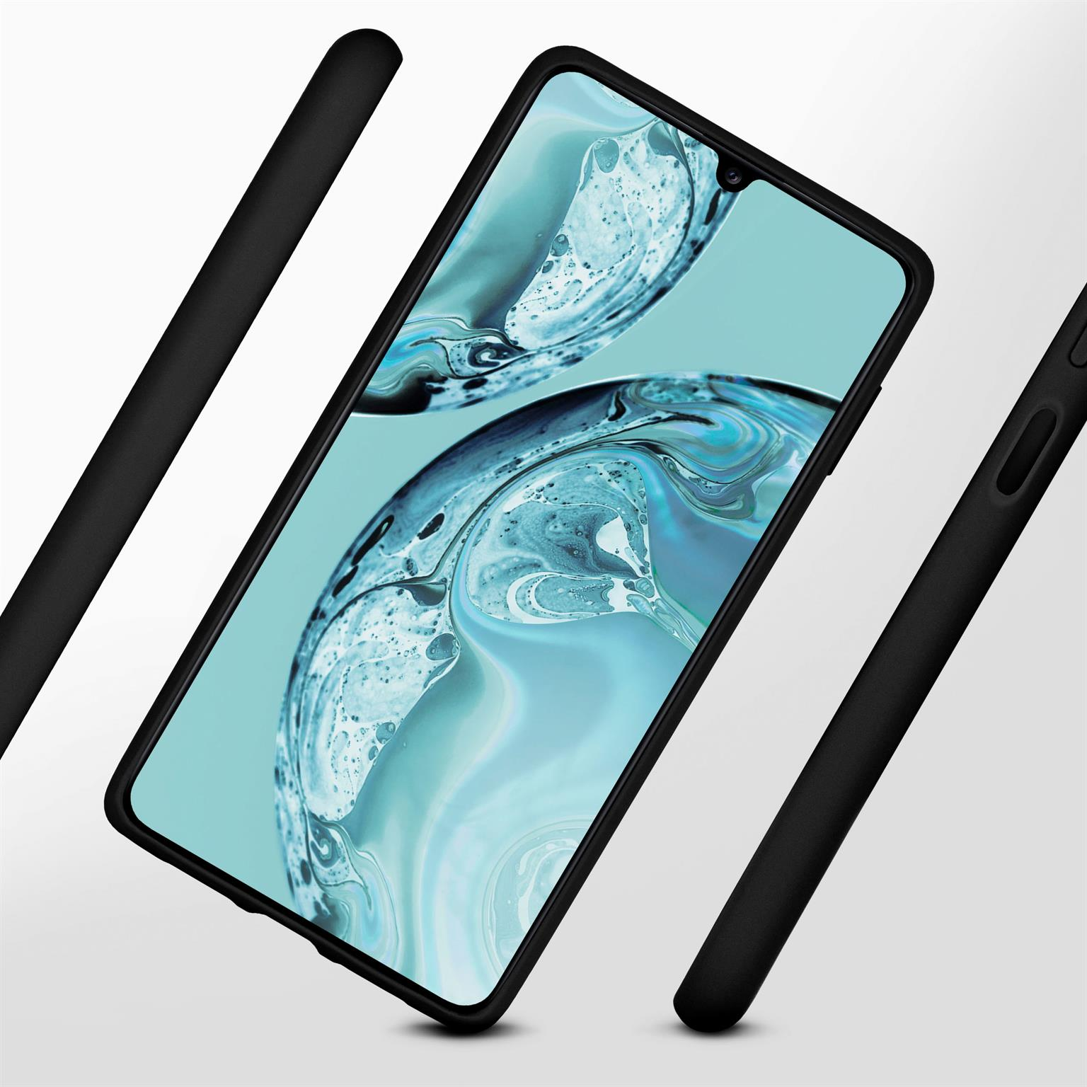 Telefon mit Hülle, Nahaufnahme. Erhöhter Lippenschutz. Schwarz-Weiß mit hellem Hintergrund.