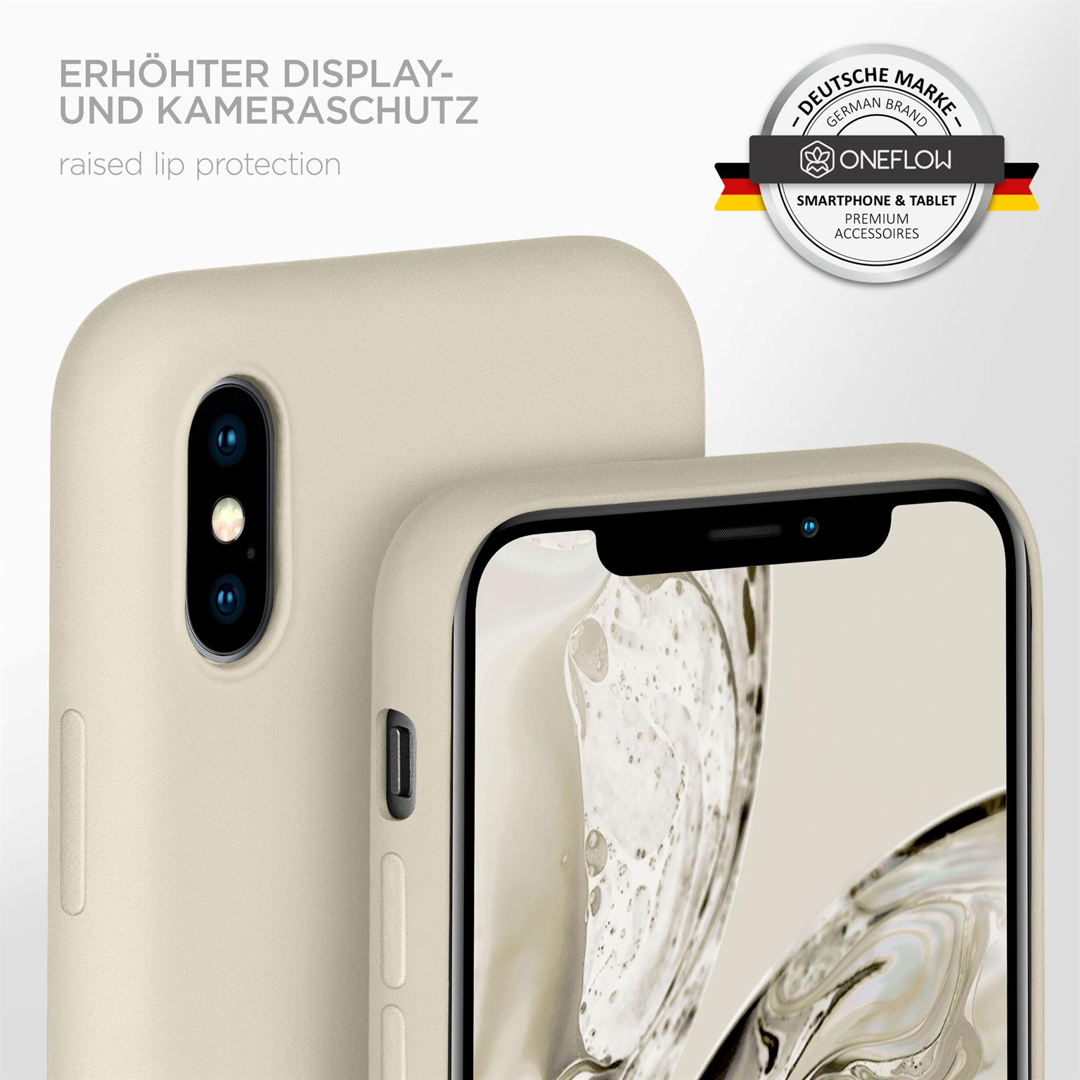 Beige Handyhülle schützt Telefon, deutsches Markenetikett im Hintergrund sichtbar.