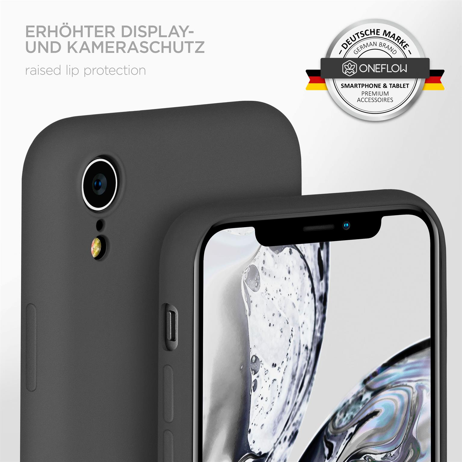 Eine schwarze Handyhülle mit erhöhtem Display- und Kameraschutz wird gezeigt.
