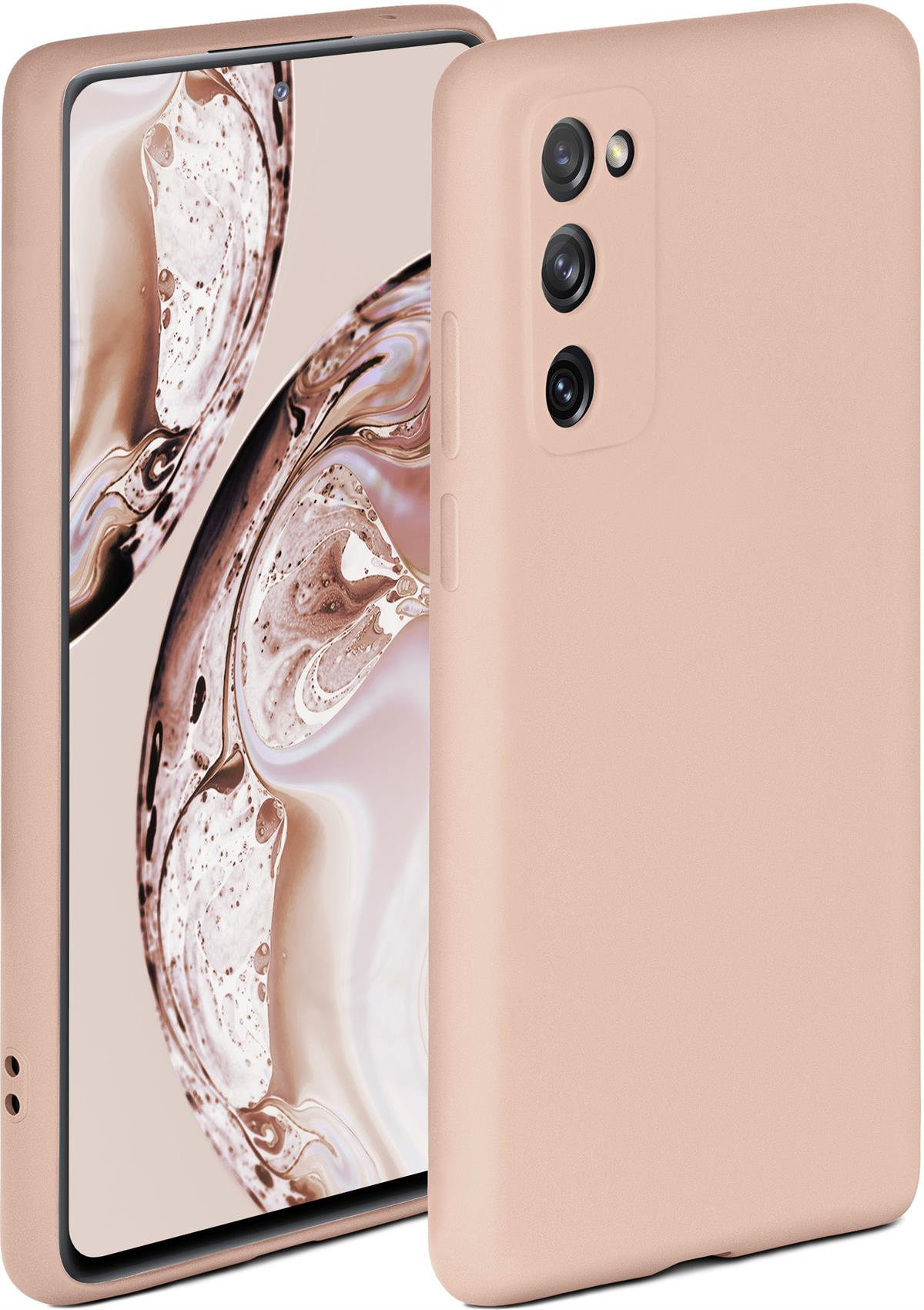 Pfirsichfarbene Handyhülle mit Telefon darin. Zwei Kameras sichtbar. Weißer Hintergrund.
