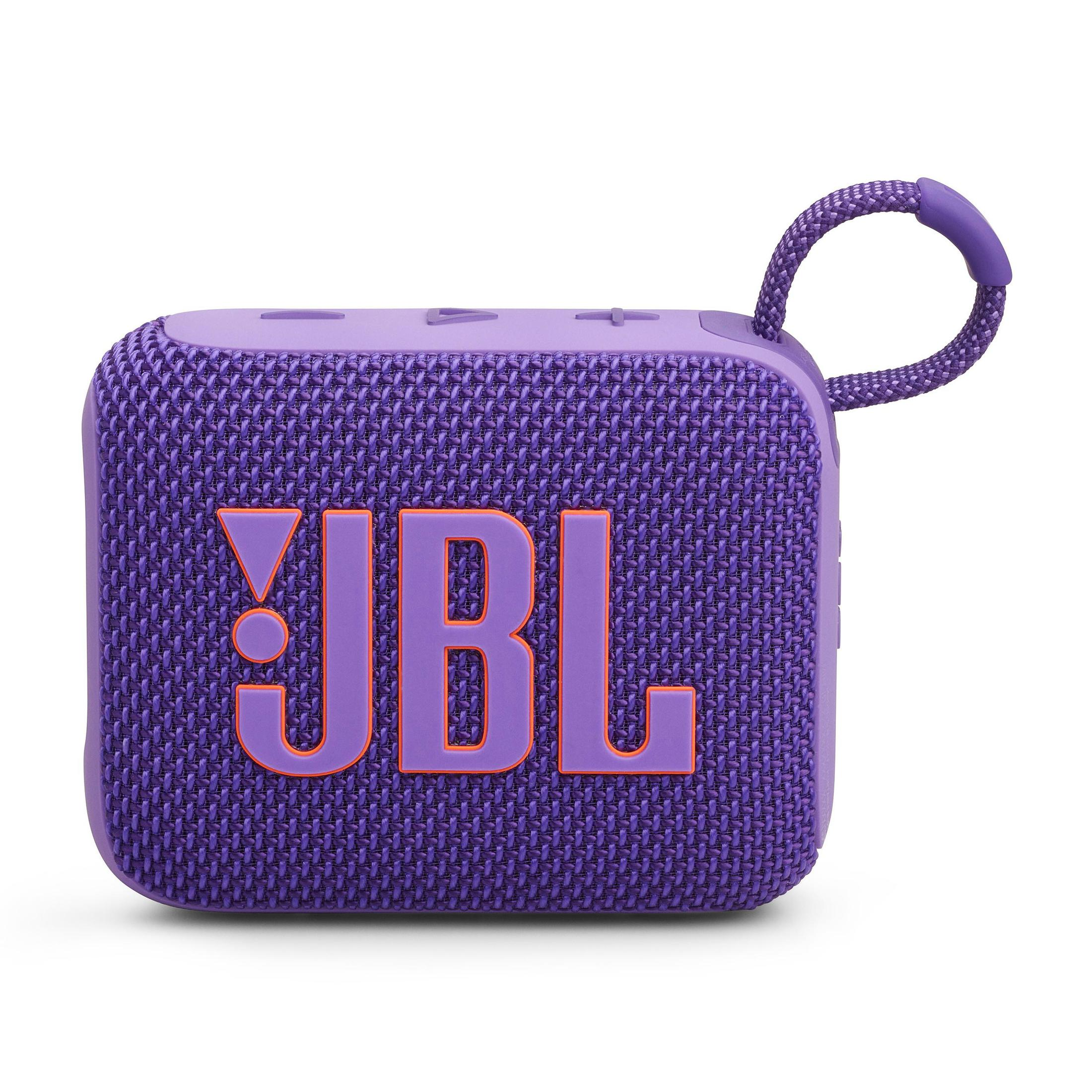 Altavoz JBL Go 3 morado. Logotipo JBL naranja. Incluye un asa trenzada morada para transportar.