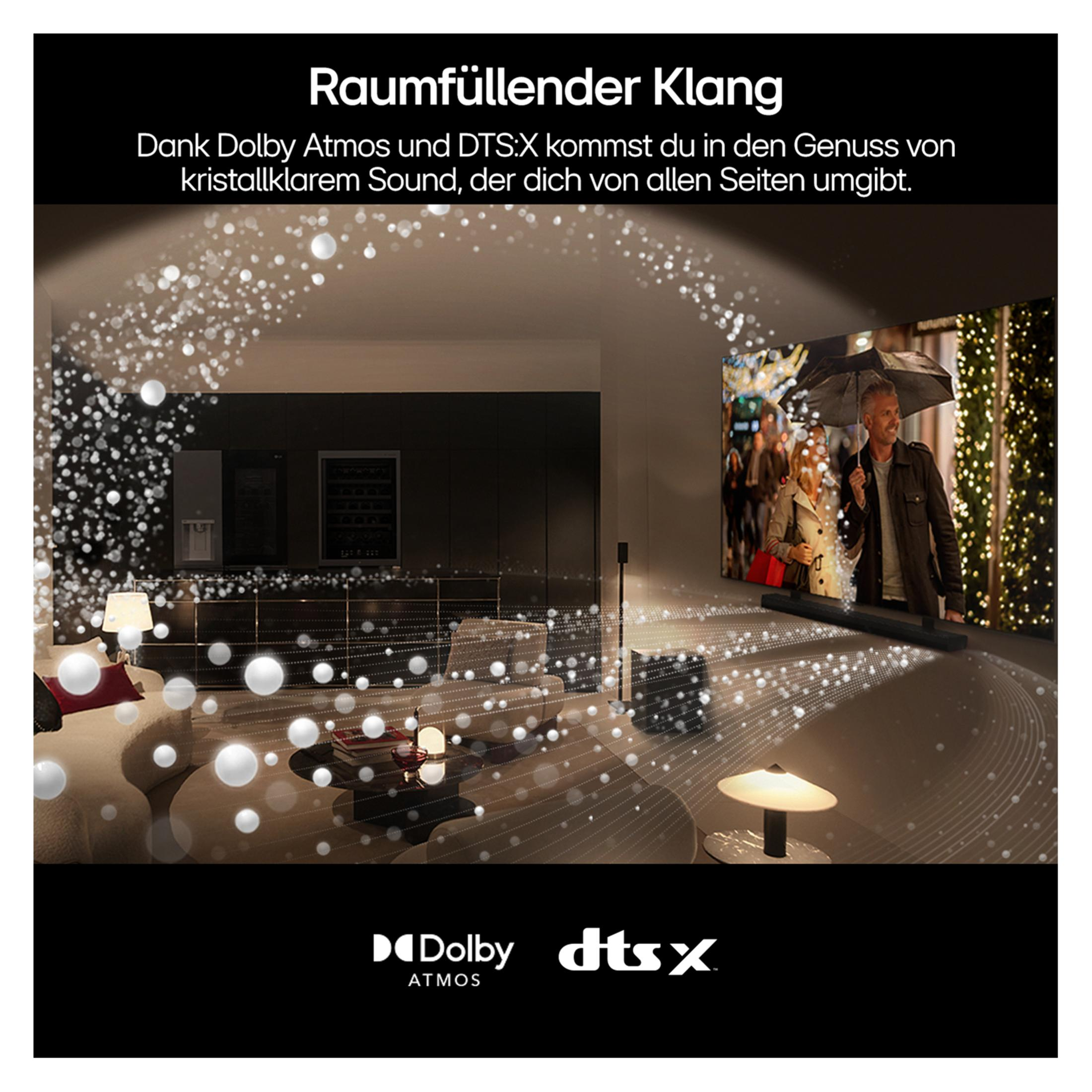 Scena w salonie z dużym telewizorem pokazującym scenę z ludźmi. U góry napis: 'Raumfüllender Klang'.