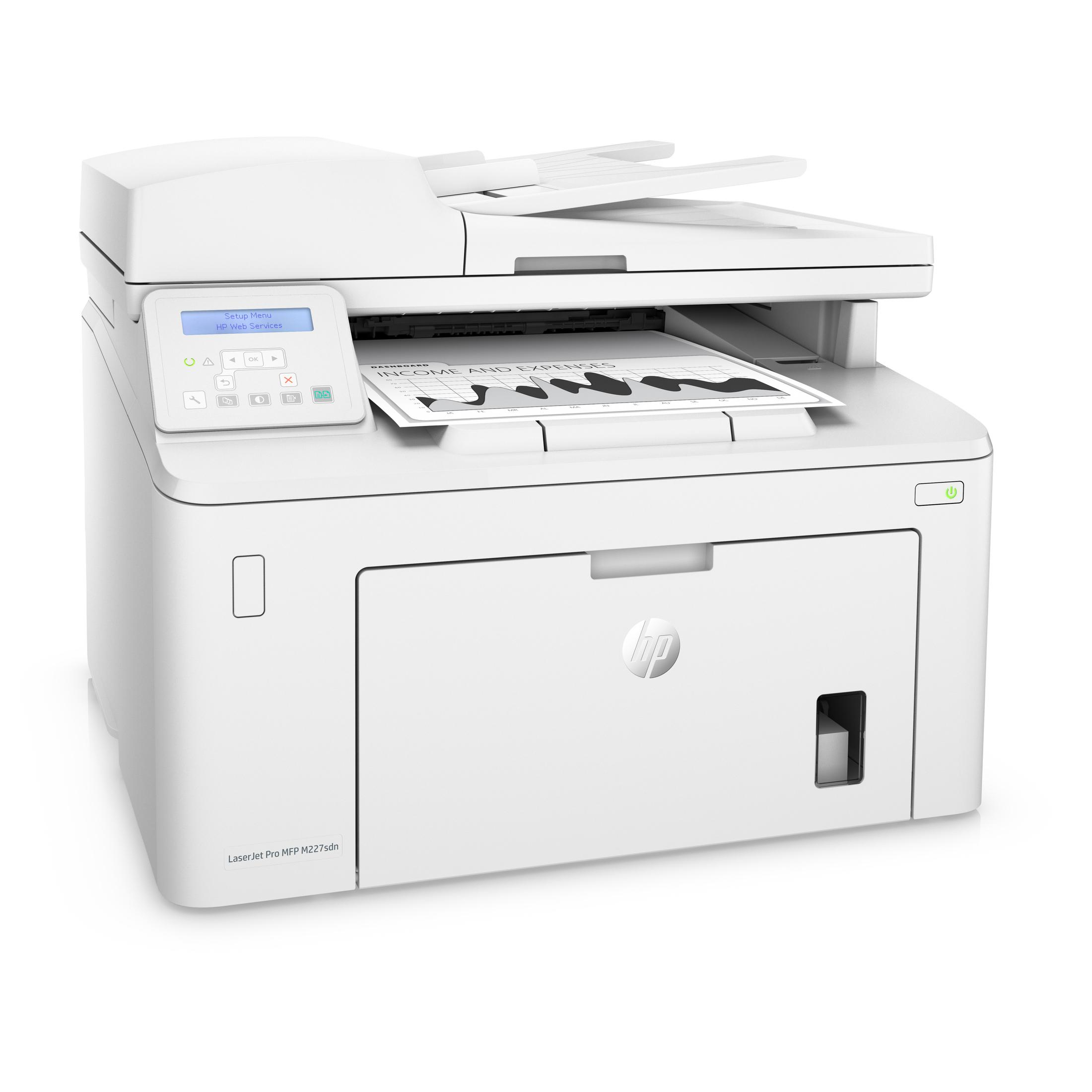 Weißer HP-Drucker, schräge Ansicht. Papierfach offen mit Druck. Bedienfeld sichtbar. Sauberer, heller Hintergrund.