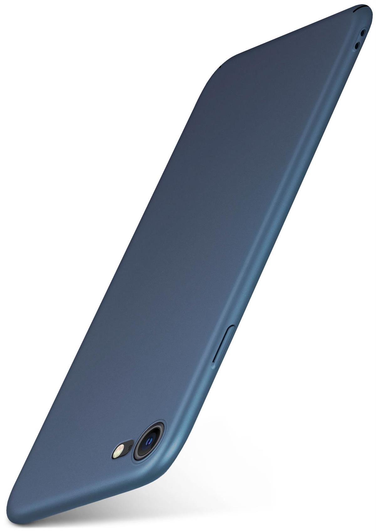 Eine blaue Handyhülle, abgewinkelt, um die Kamera und eine Seitentaste zu zeigen.