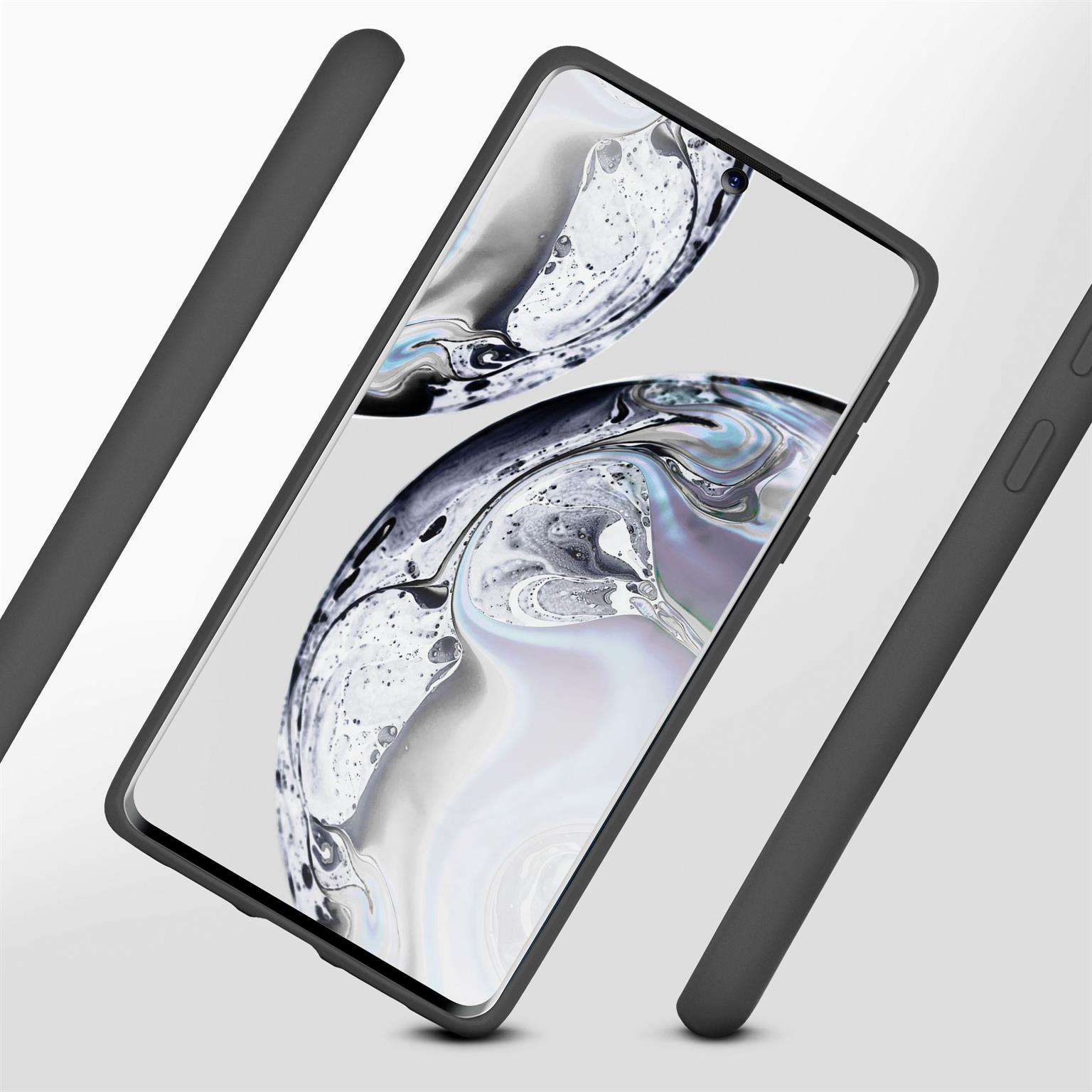 Smartphone in einer Hülle, schräge Ansicht. Hülle bedeckt die Ränder des Telefons. Weißer Hintergrund.