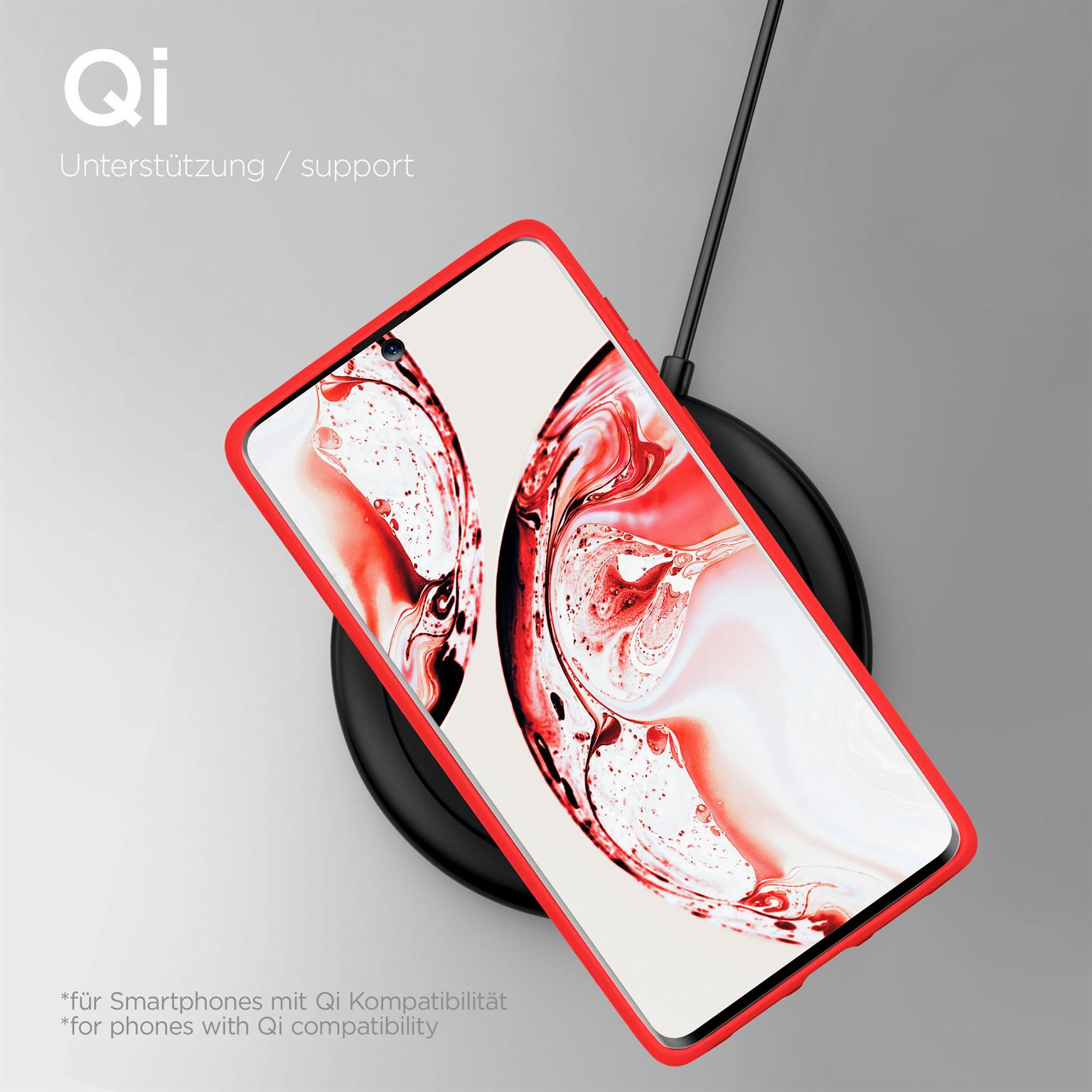 Rote Handyhülle auf einem Telefon, das auf einem kabellosen Ladegerät liegt. Text sagt: Qi-Unterstützung.