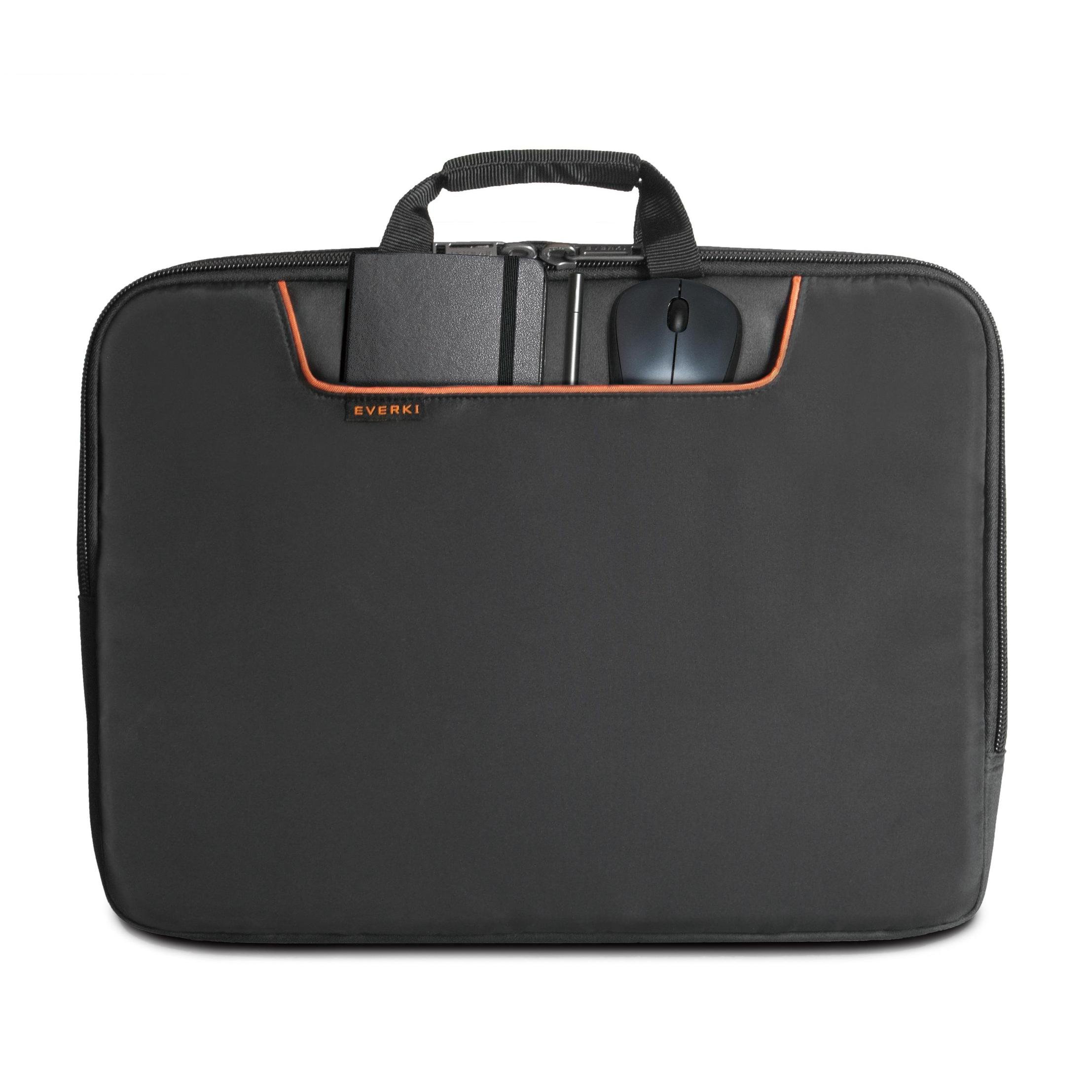 Eine schwarze Laptoptasche mit Taschen, orangen Akzenten, Maus und Notizbuch.