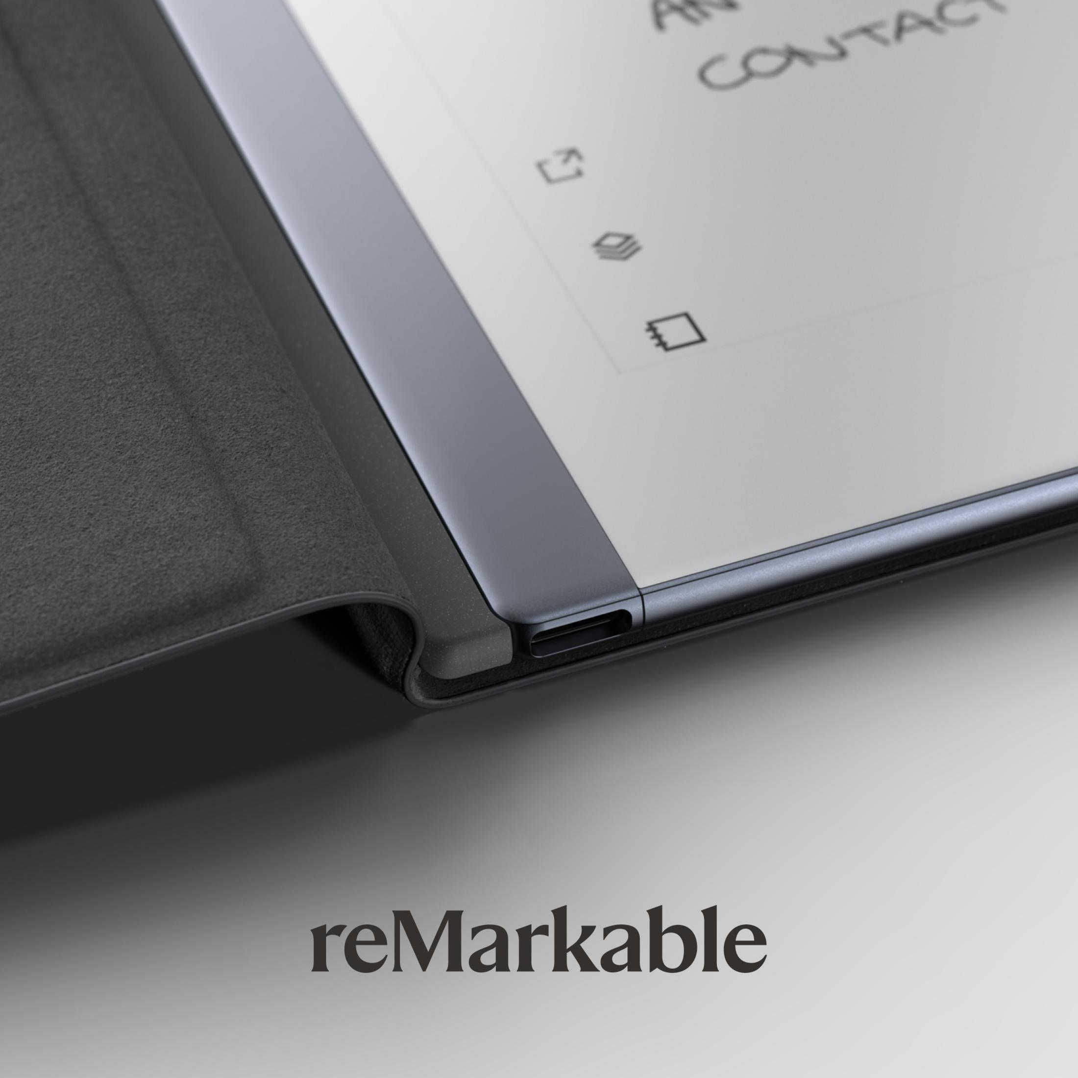 'reMarkable' yazısıyla, metin ve simgeler içeren bir tabletin yakın çekimi.