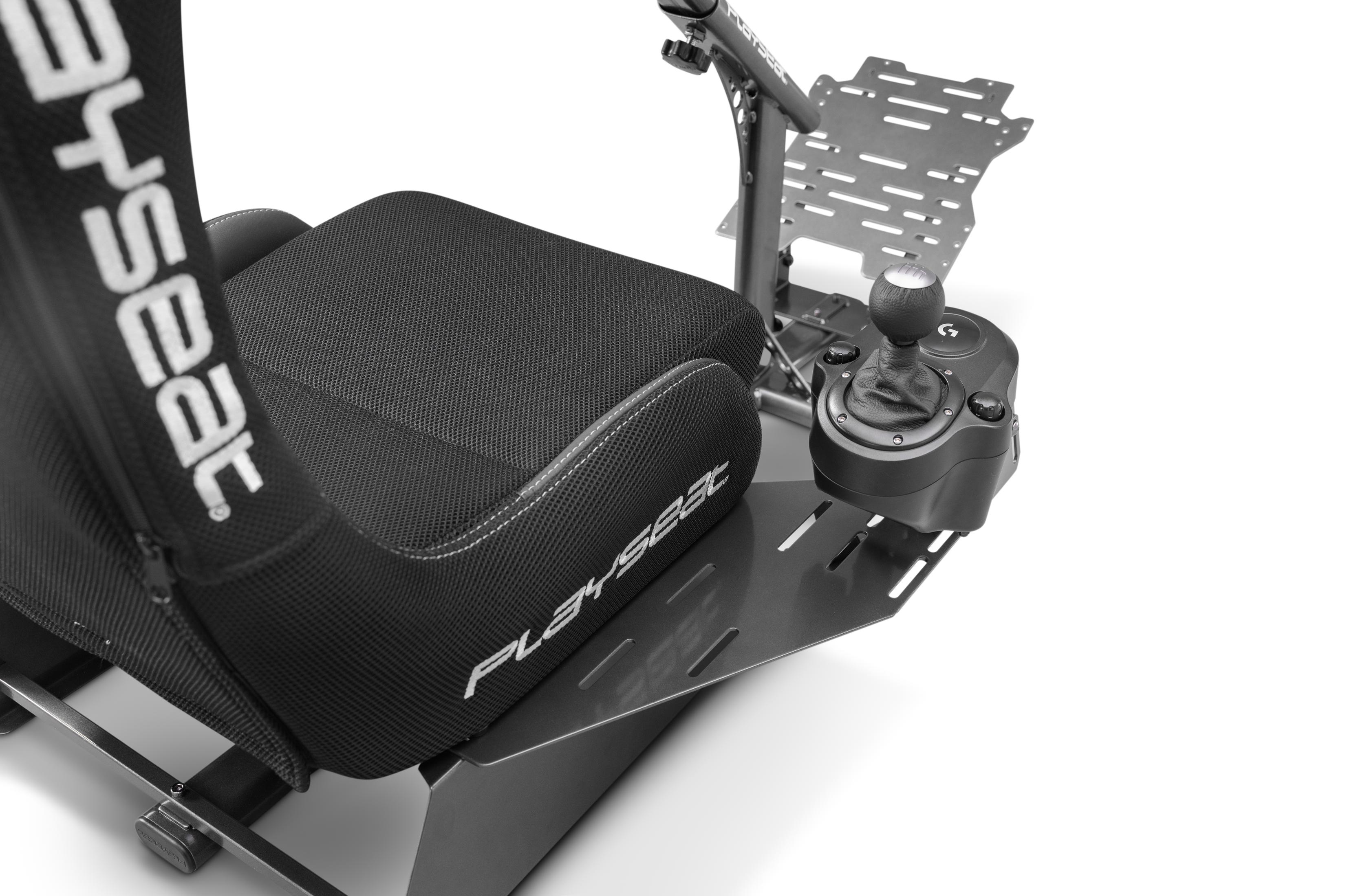Configurazione sedile da corsa in bianco e nero con cambio e joystick.