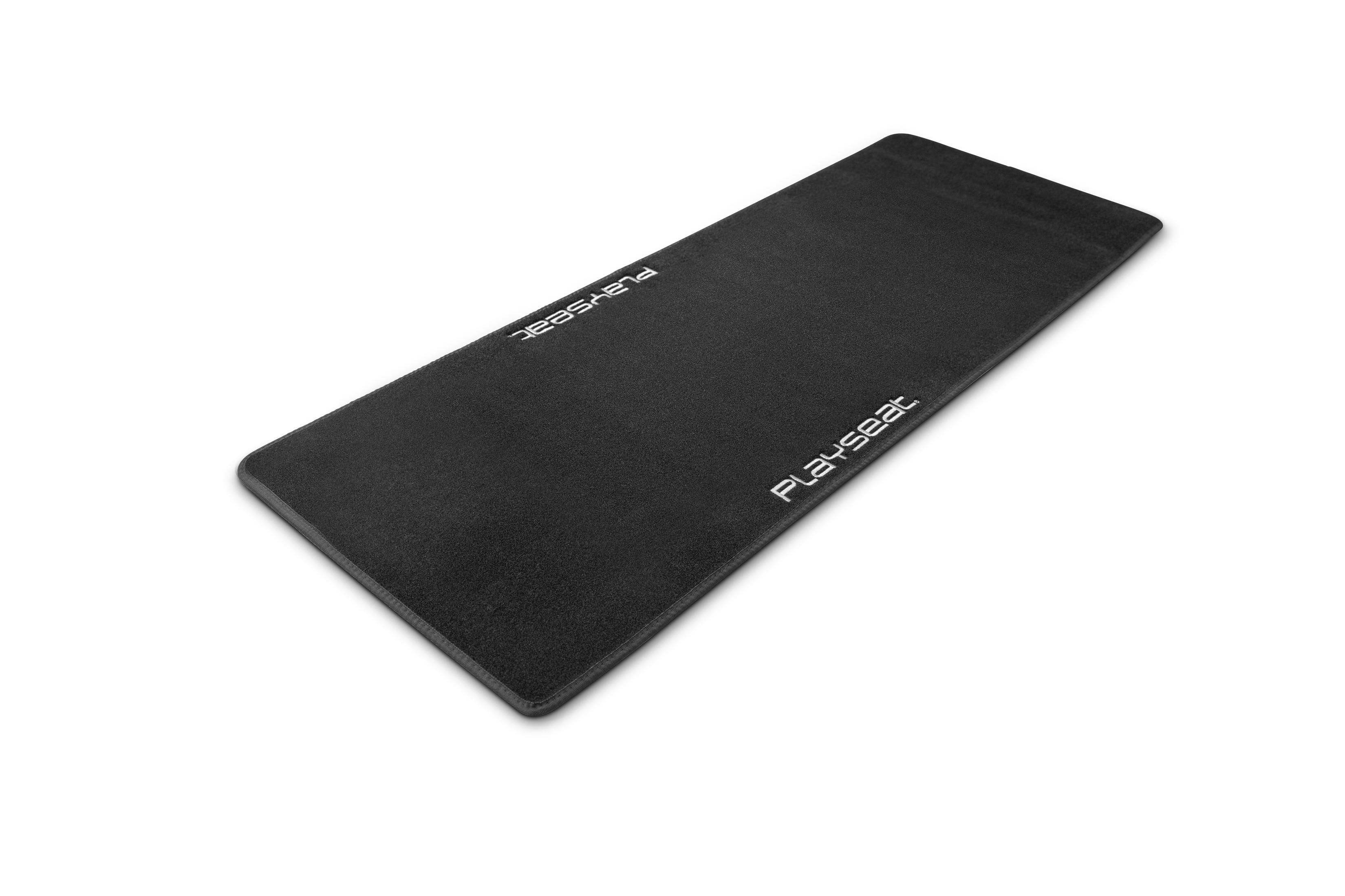 Un tappetino da gioco rettangolare nero con la parola "PLAYSEAT" stampata due volte in bianco.
