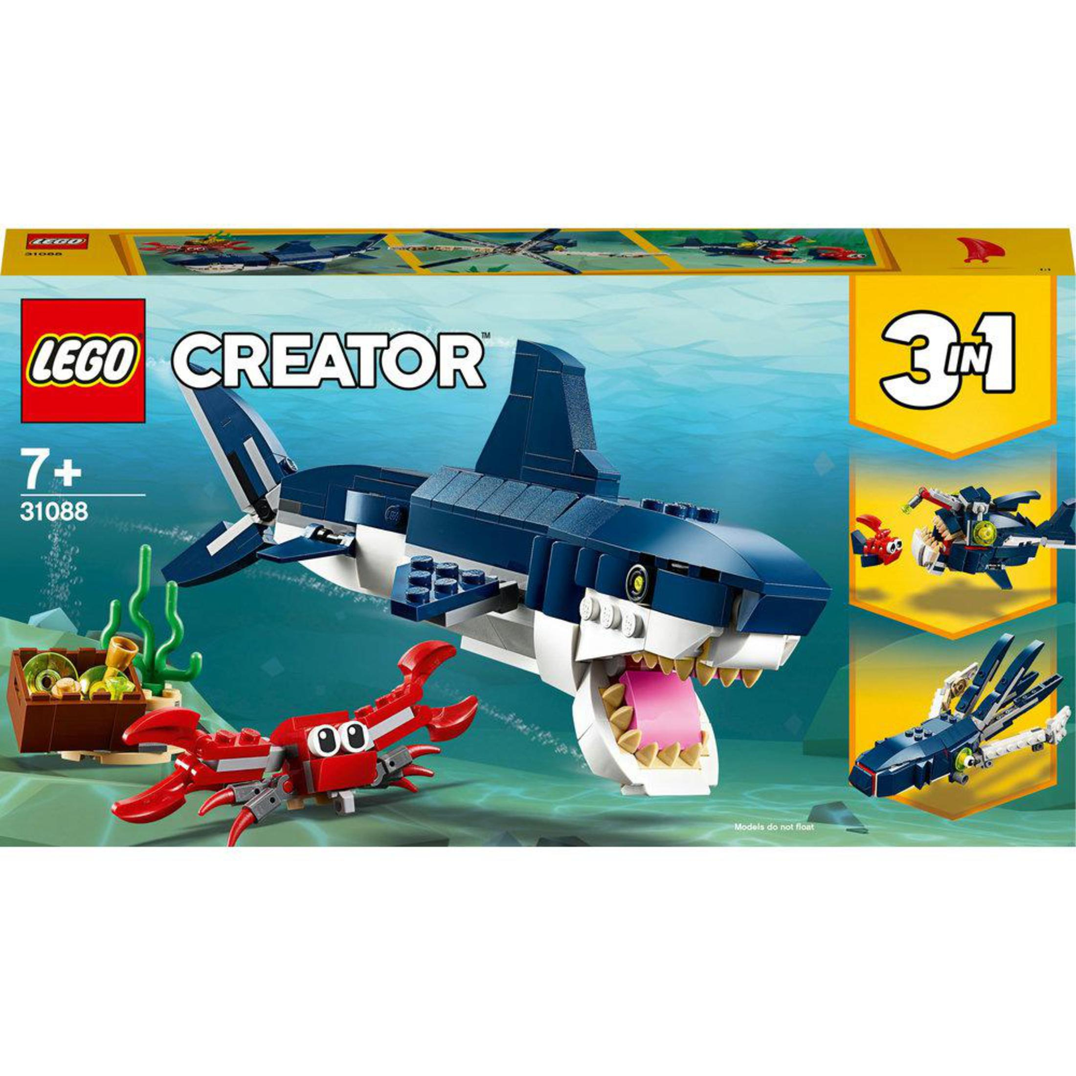 Zestaw LEGO Creator. Model rekina z krabem i skarbem. Zestaw pokazuje również inne opcje: kałamarnicę i rybę.