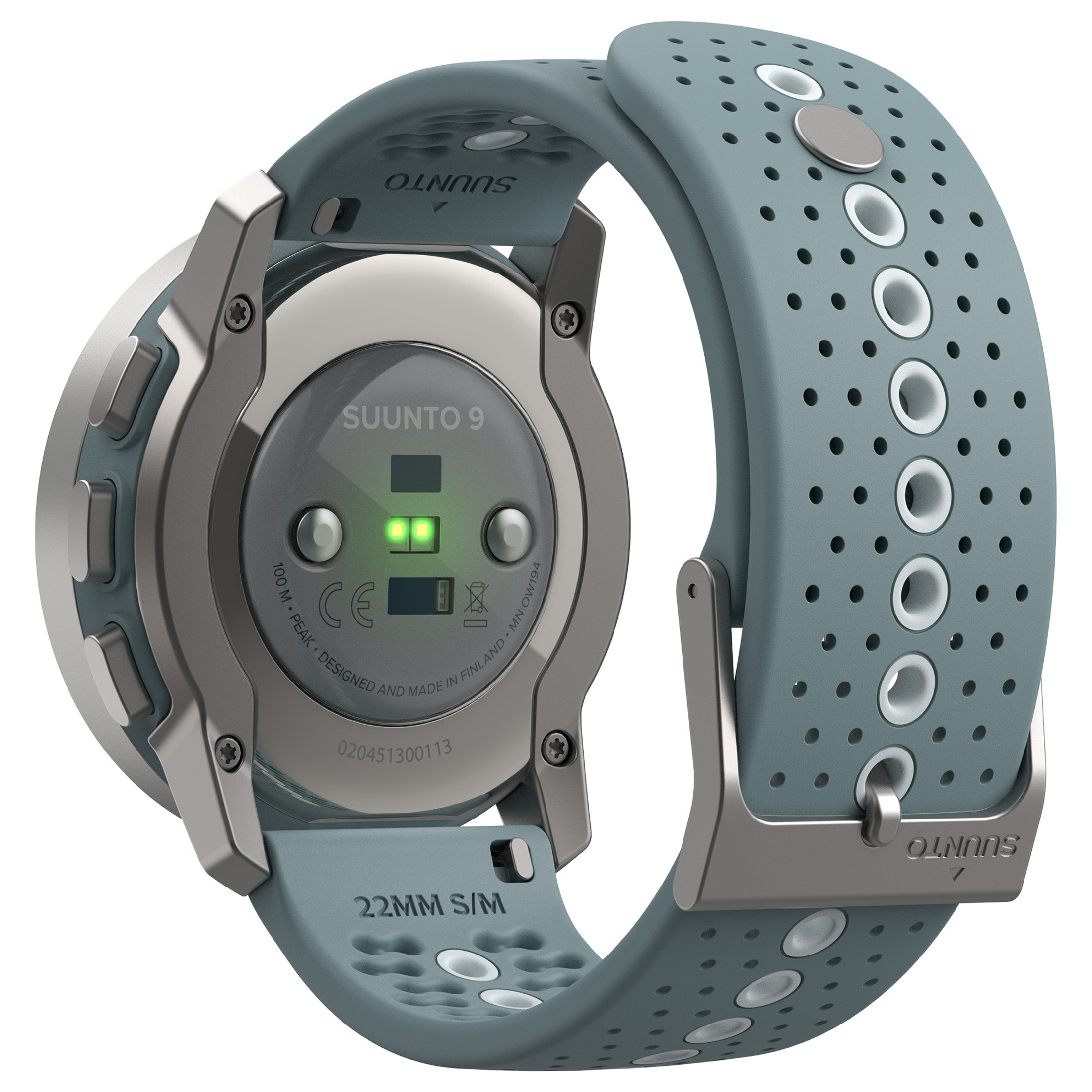 Rückseite einer Suunto 9 Uhr mit blauem Armband. Zeigt die Ladekontakte und den Markennamen.