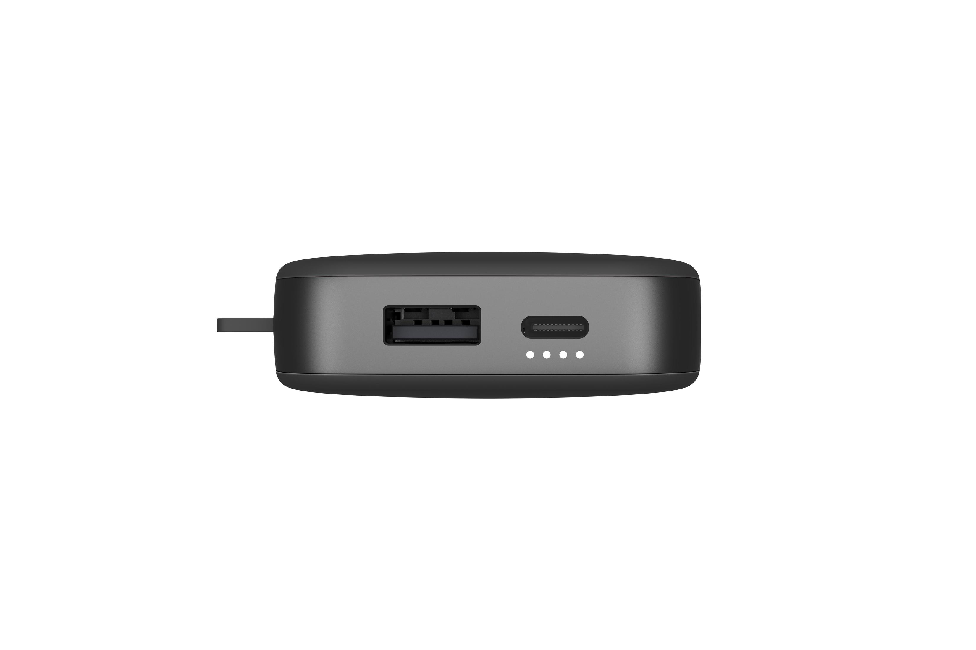 Batería externa negra con puerto USB y puerto USB-C. Fondo blanco.