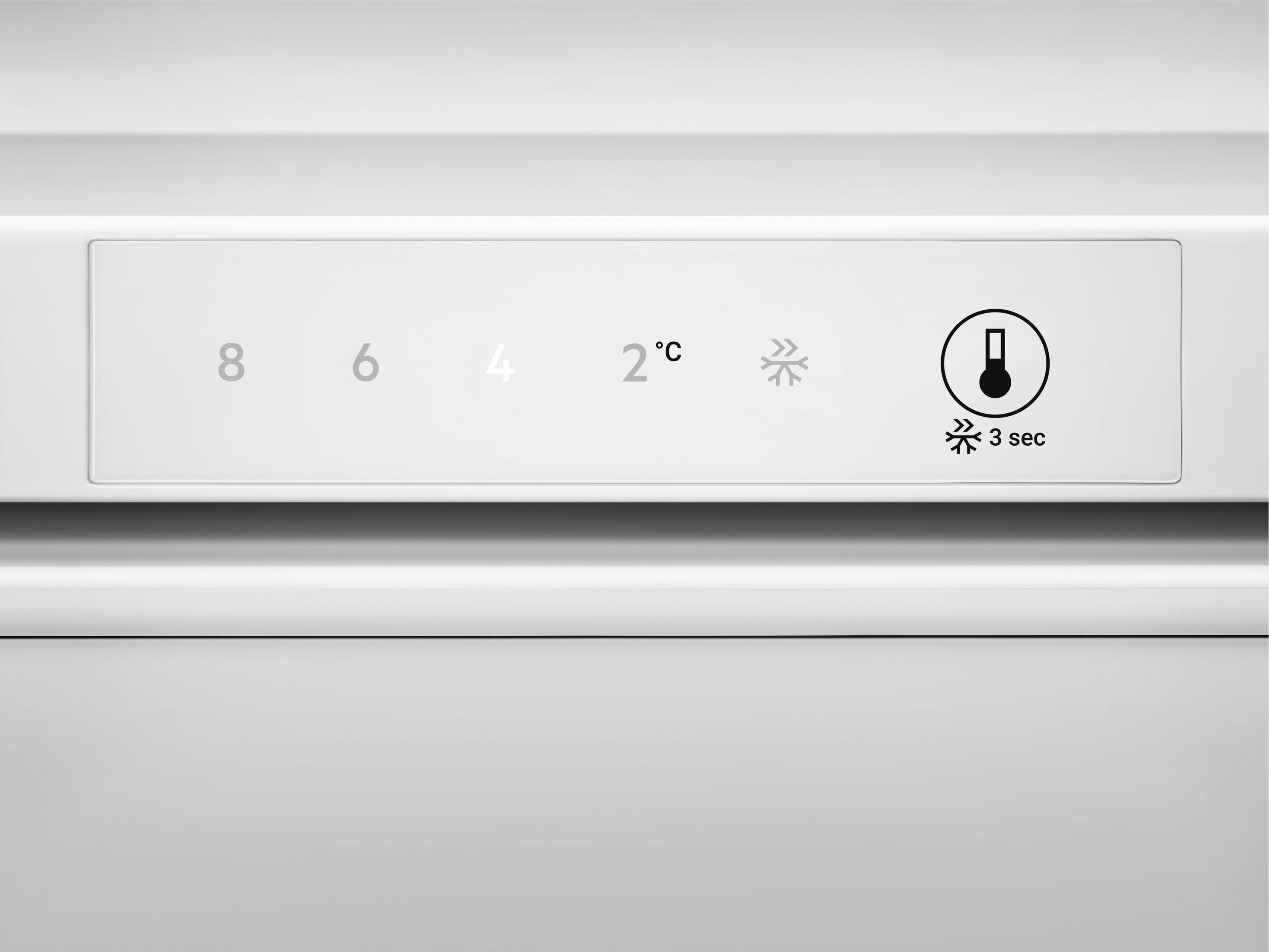 Kühlschrank-Bedienfeld mit Zahlen, Schneeflocke und Temperatursymbol mit Text.