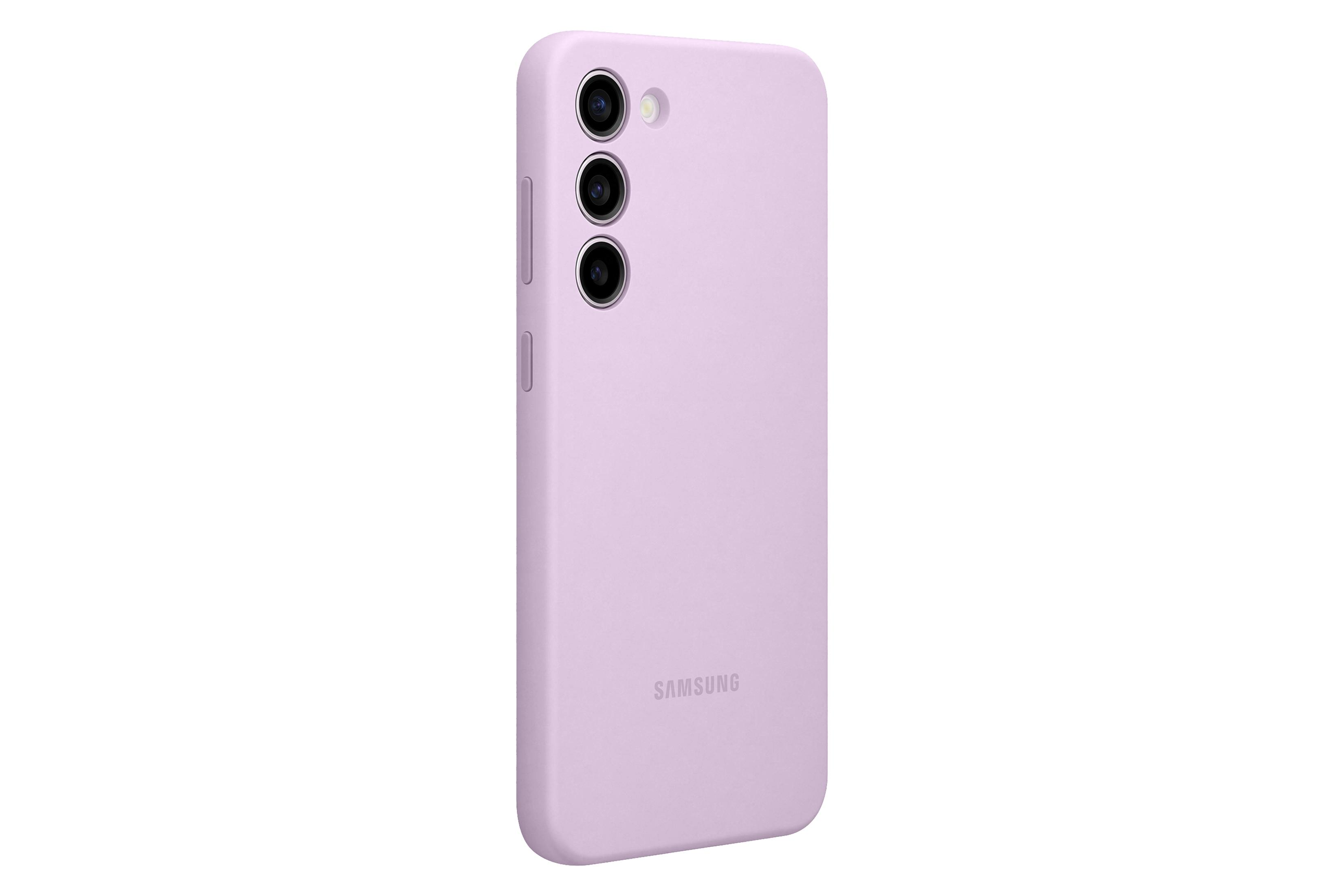 Jasnofioletowe etui na smartfon z potrójnym obiektywem z tyłu. Widoczne logo Samsung.