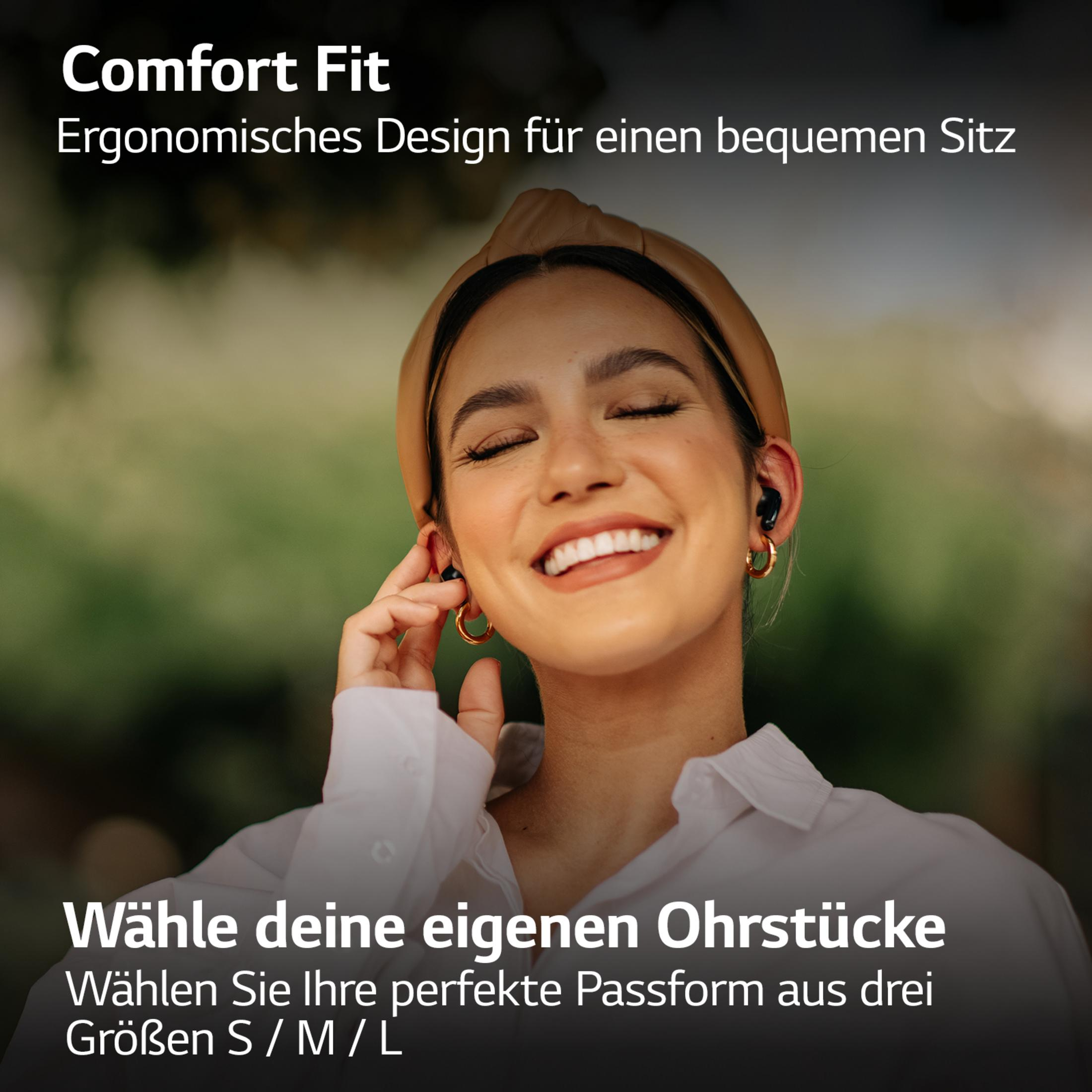 Frau lächelt, trägt schwarze Ohrhörer, Text über Komfort und Ohrstücke.