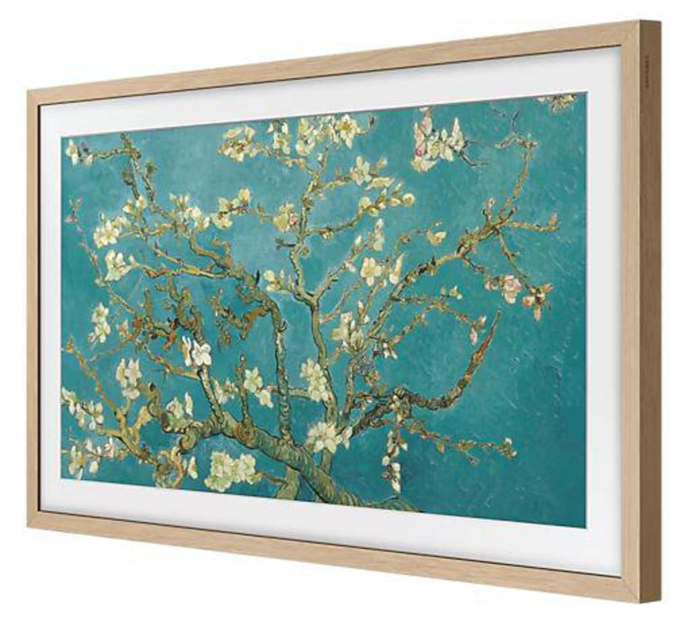 Gerahmtes Kunstwerk, Van Goghs 'Mandelblüte'. Heller Holzrahmen, türkisfarbener Hintergrund.
