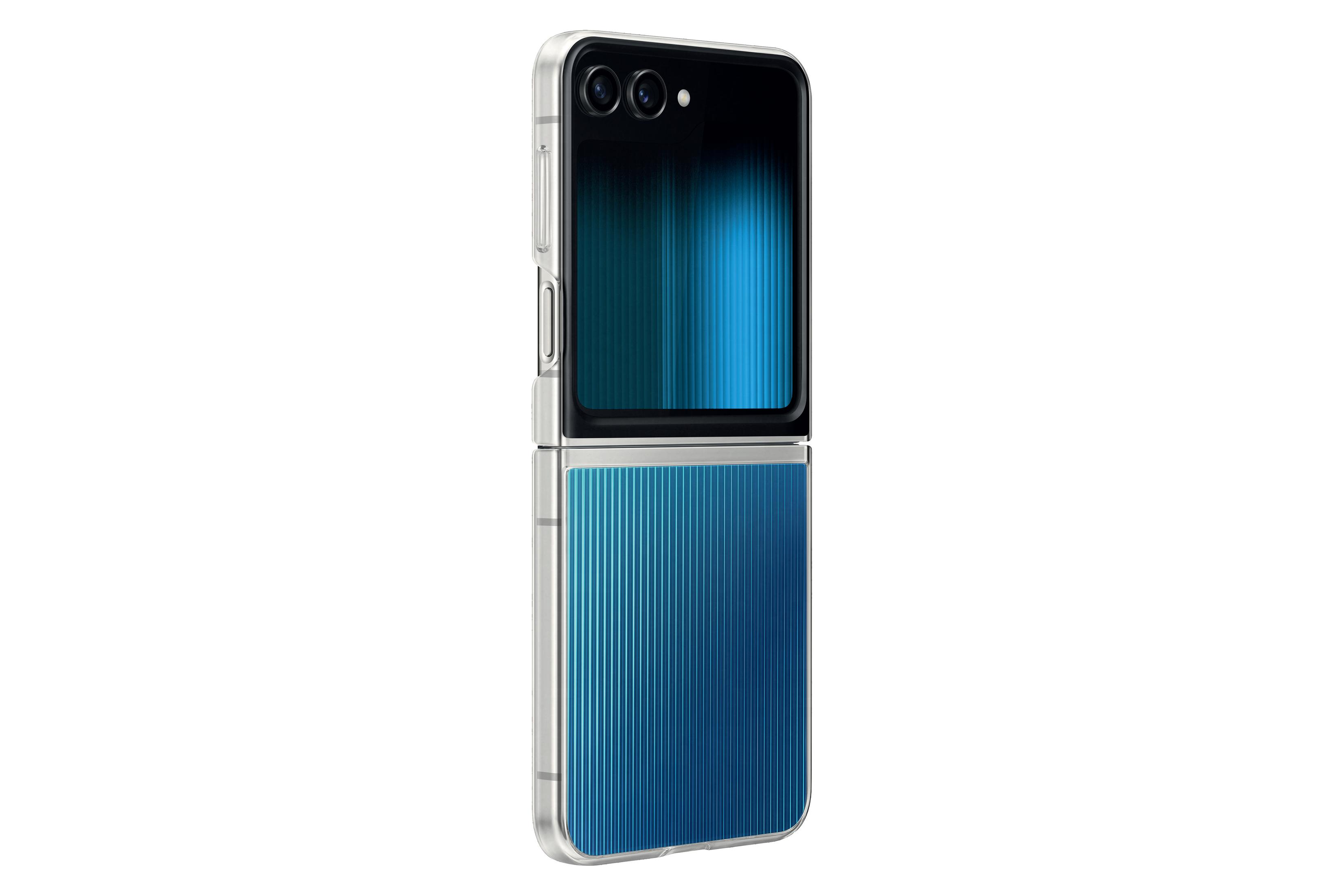 Smartphone bleu et argent plié sur fond blanc.