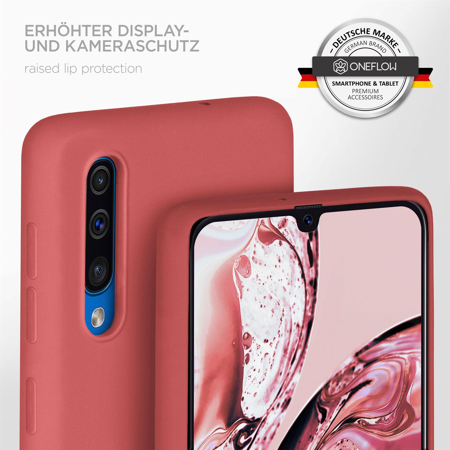 Rote Handyhülle mit Doppelkamera, Schutzdesign, Markenetikett, weißer Hintergrund.