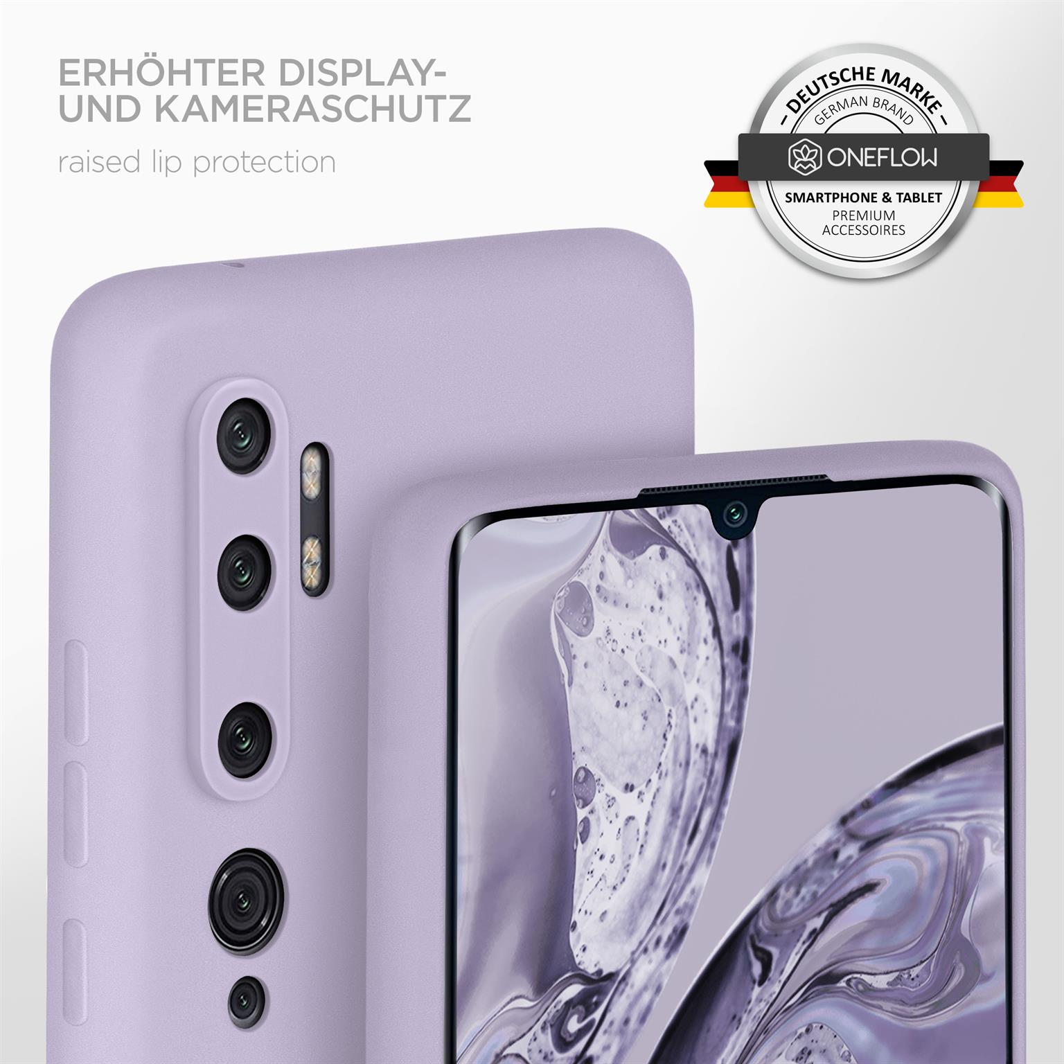 Nahaufnahme einer lavendelfarbenen Handyhülle mit Smartphone. Weißer Hintergrund.