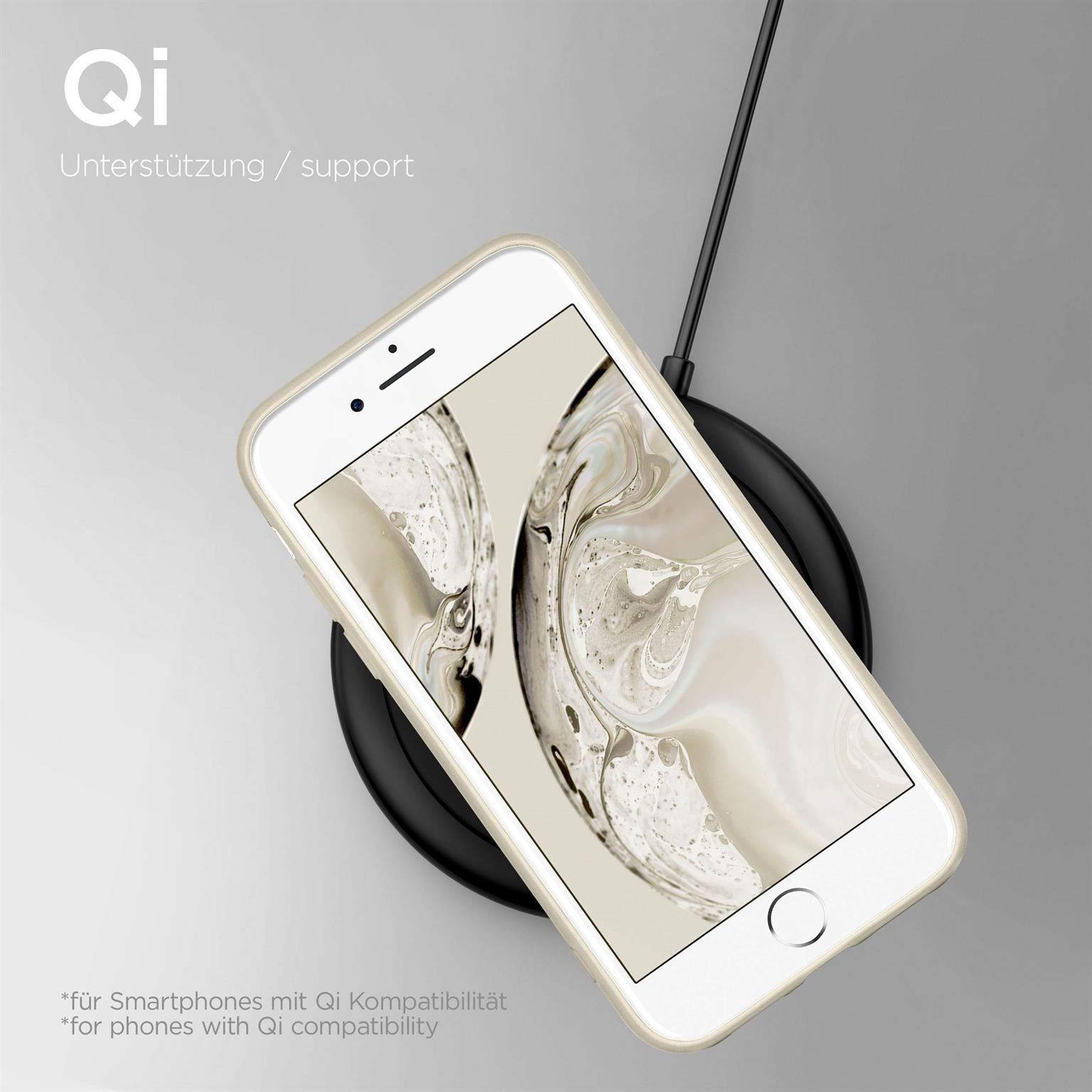Ein weißes Telefon auf einem kabellosen Ladegerät. Das Telefon befindet sich in einer Hülle.