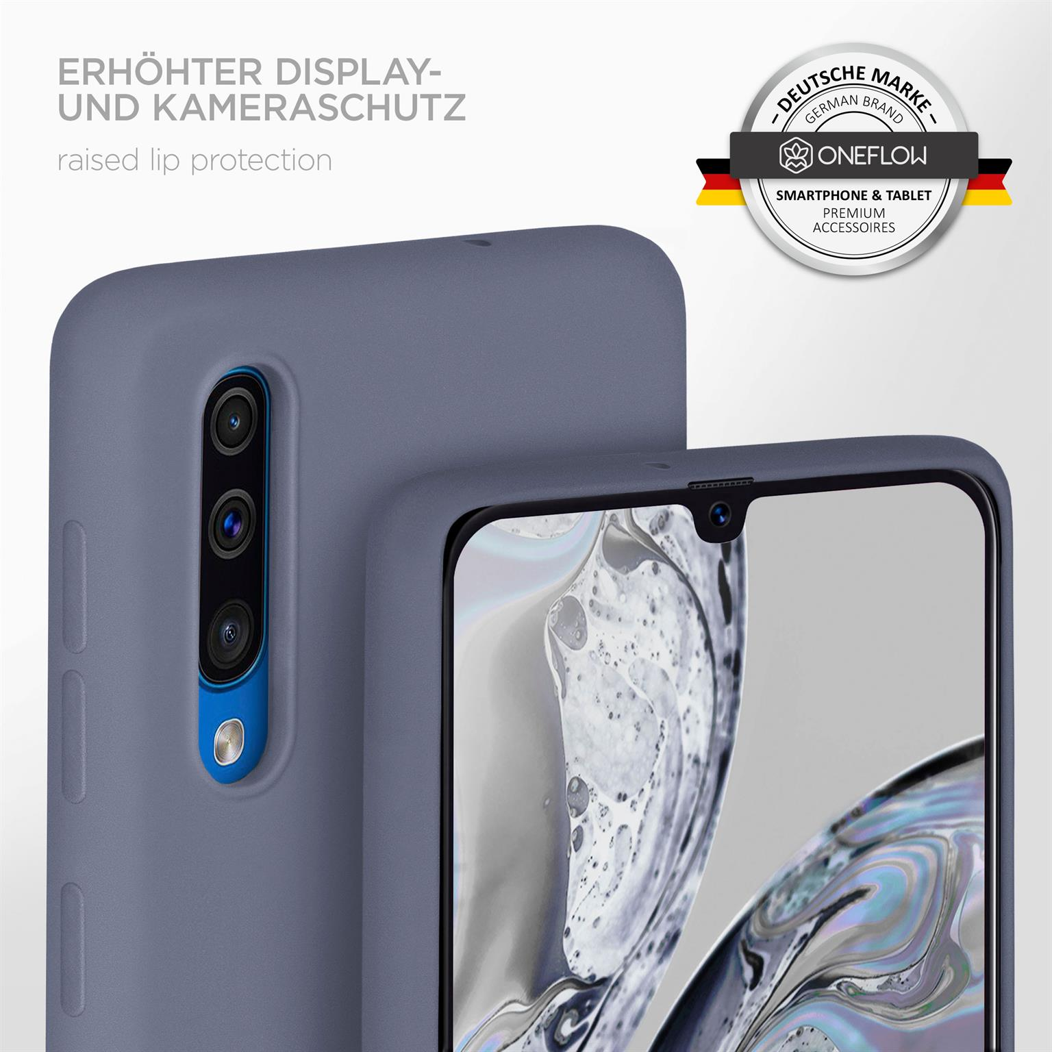 Graue Handyhülle auf einem Telefon, mit erhöhtem Lippenschutz und Markenlogo oben rechts.