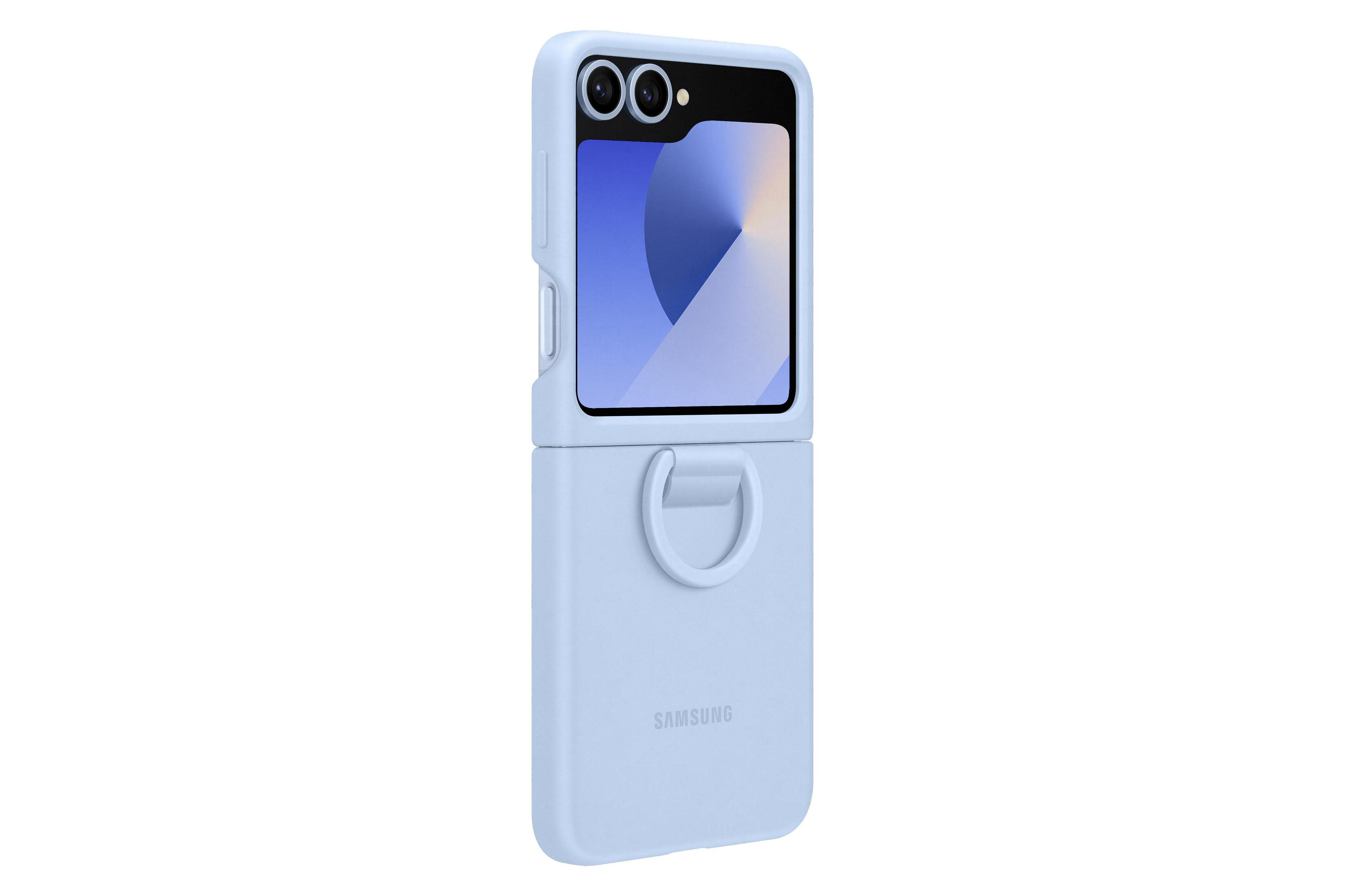 Funda azul con teléfono. El teléfono está abierto, mostrando su pantalla. Fondo blanco.