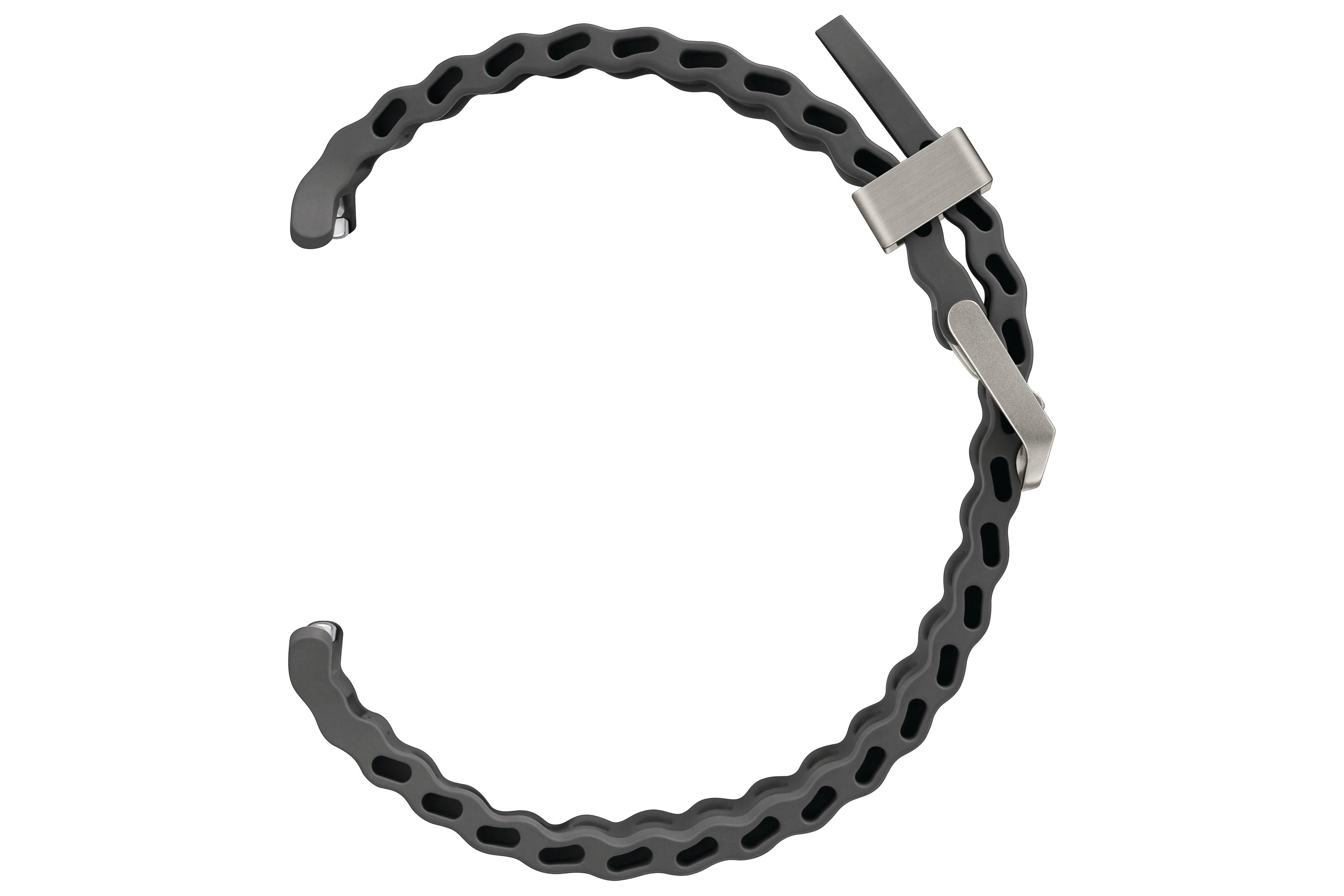 Cinturino grigio con un design a coste e chiusura argentata.