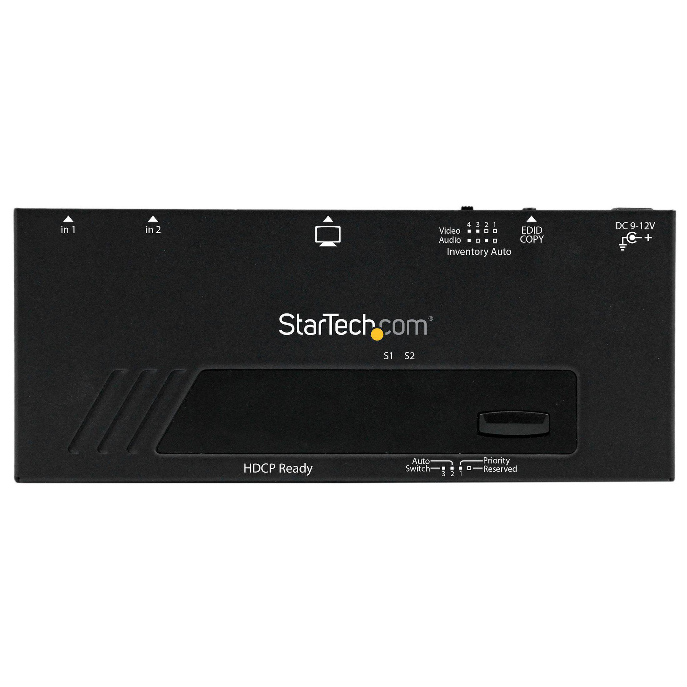 Un dispositivo negro listo para HDCP con múltiples puertos de entrada y salida. Logotipo de StarTech.com visible.