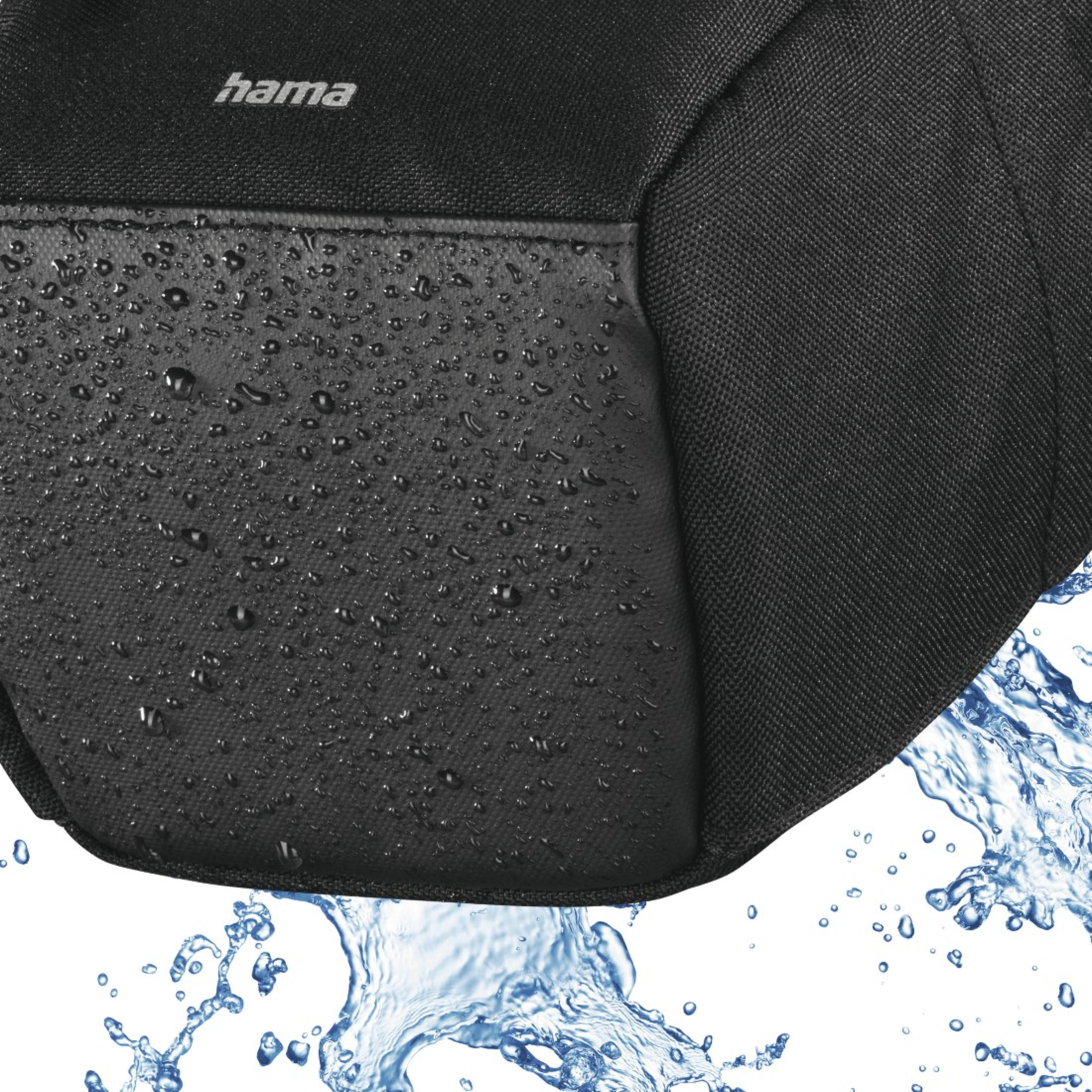 Schwarze Tasche, Wassertropfen auf dem Material, Wasserspritzer.