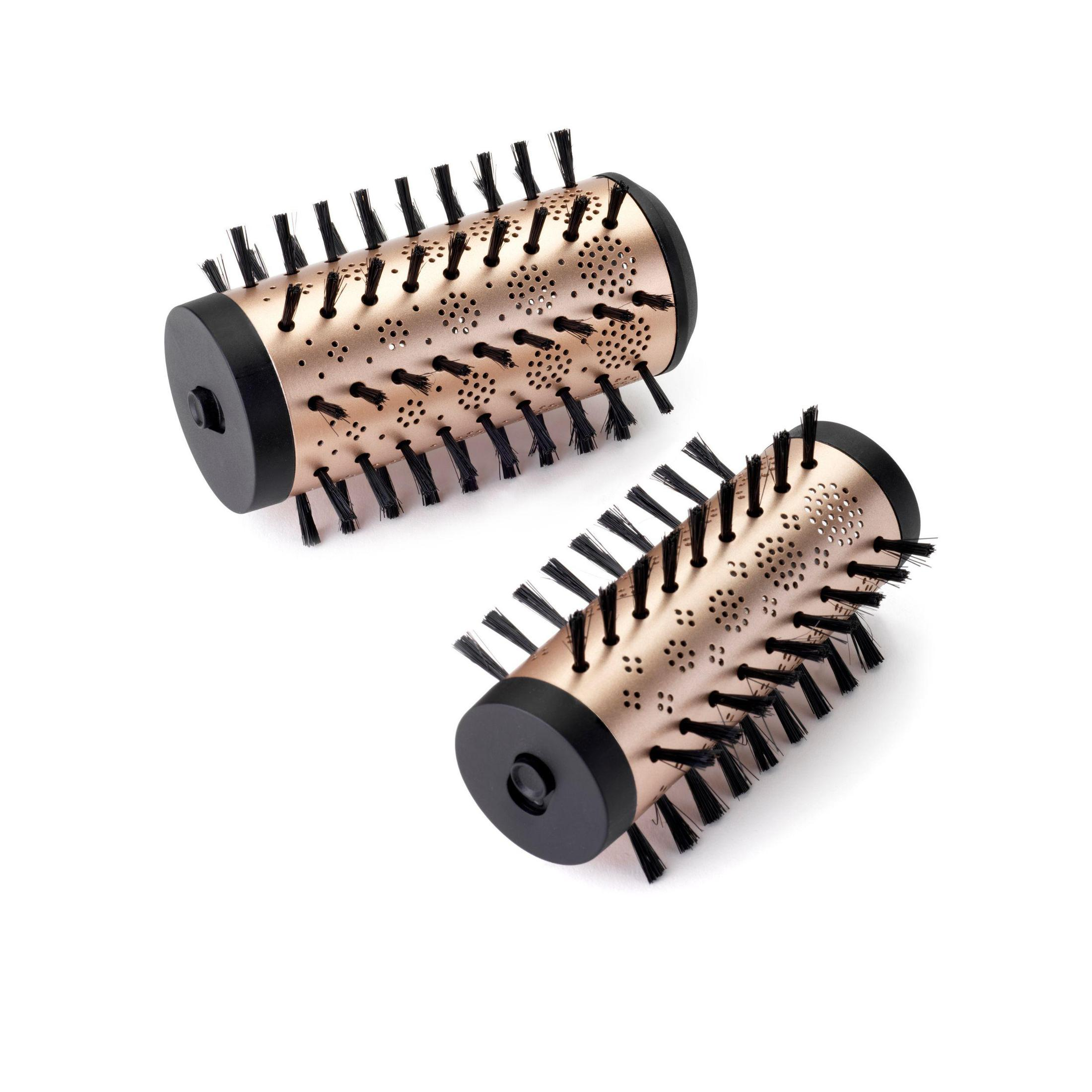 Dwie nasadki do suszarki, w kolorze brązu z czarnym włosiem, na białym tle.