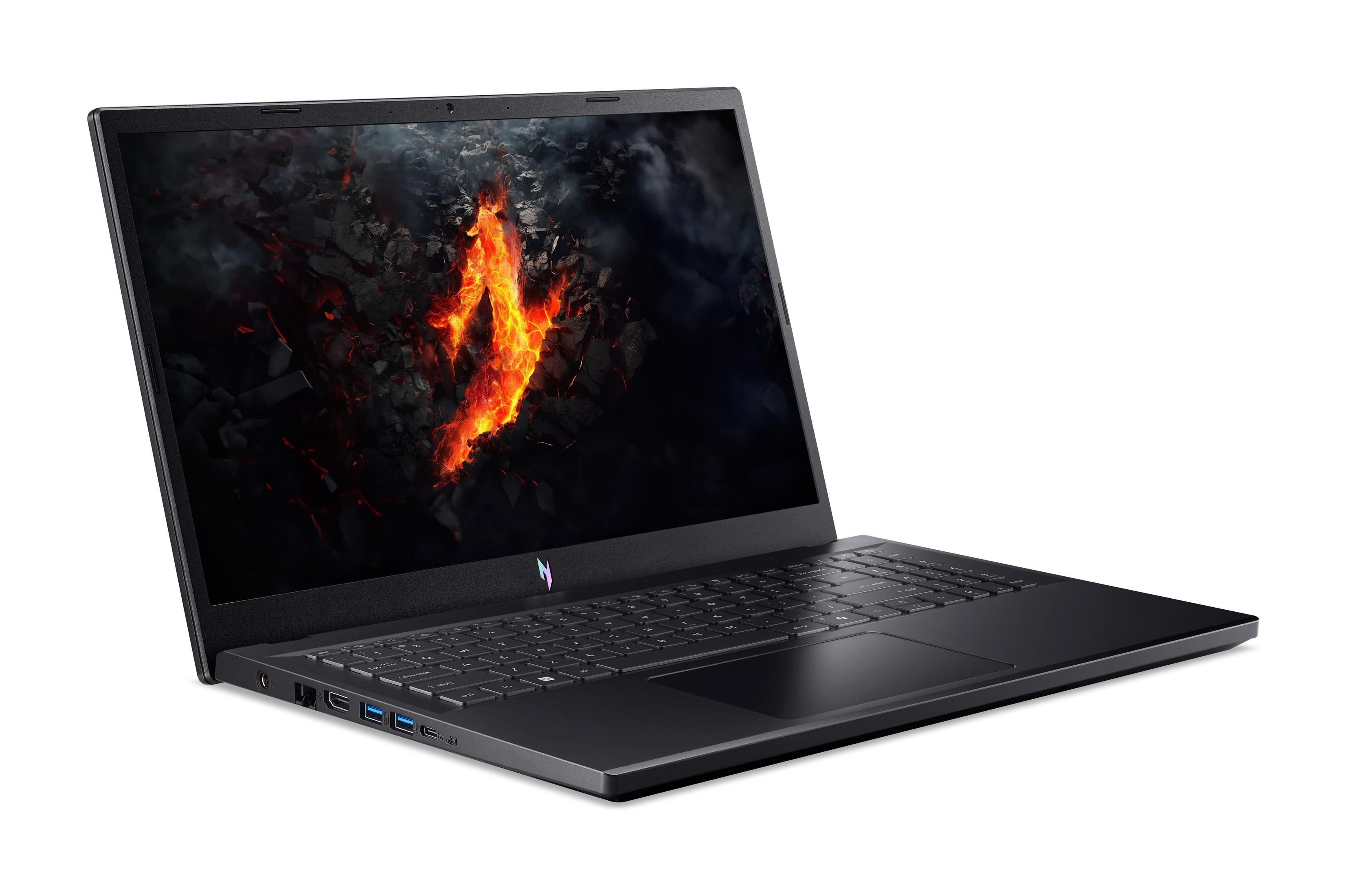 Ein schwarzer Laptop mit einem Bildschirm, der Flammen zeigt, auf weißem Hintergrund. Der Laptop ist leicht geöffnet.