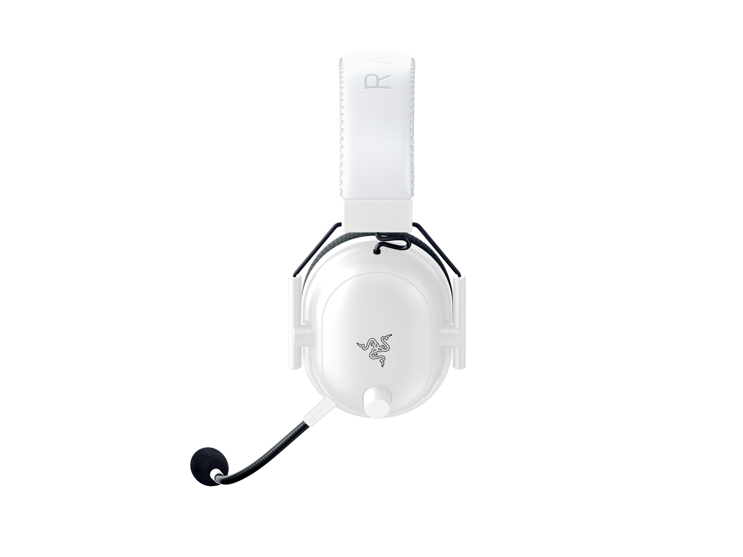 Białe słuchawki do gier z mikrofonem. Widoczne logo marki i numer boczny.