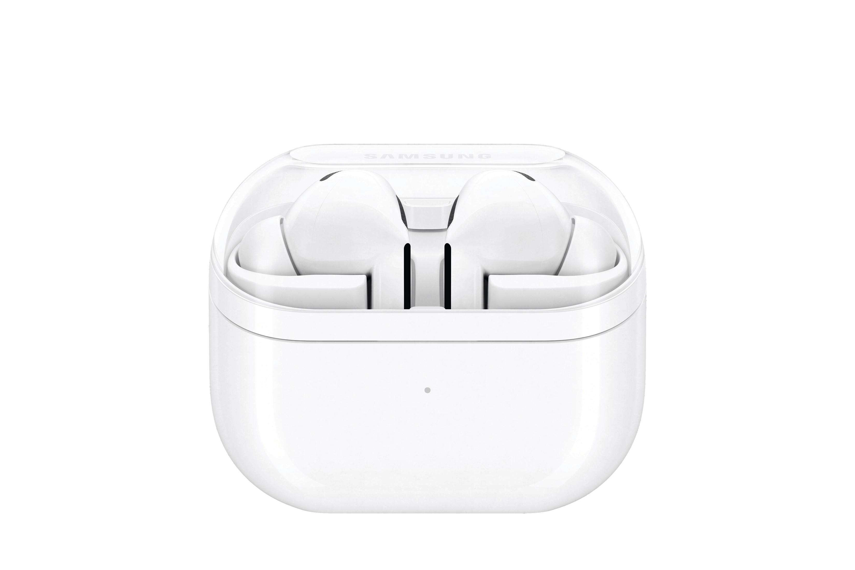 Białe słuchawki Samsung w etui ładującym, otwarte etui, widoczne słuchawki.