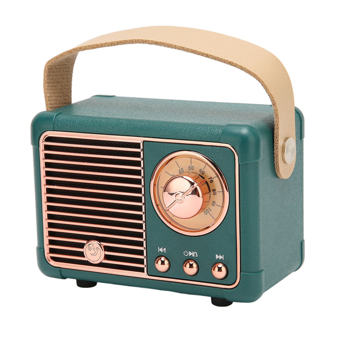 Vintage grünes Radio mit braunem Ledergriff und goldenen Akzenten. Weißer Hintergrund.