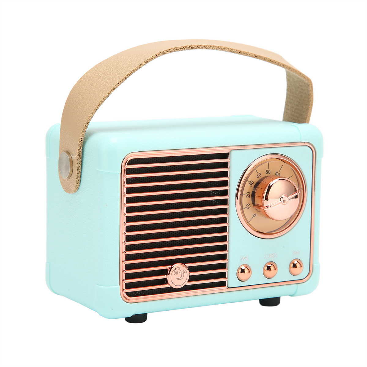 Ein kleines, hellblaues Radio im Retro-Stil mit Griff und roségoldenen Akzenten.