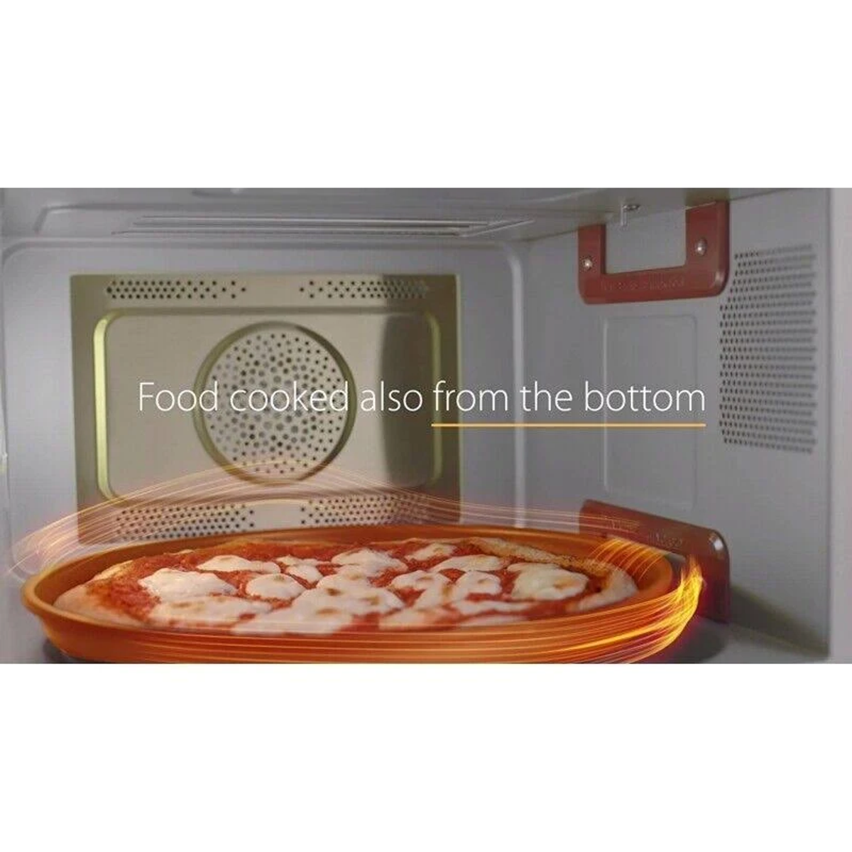 Czarna kuchenka mikrofalowa Toshiba na białym blacie z miską sałatki.