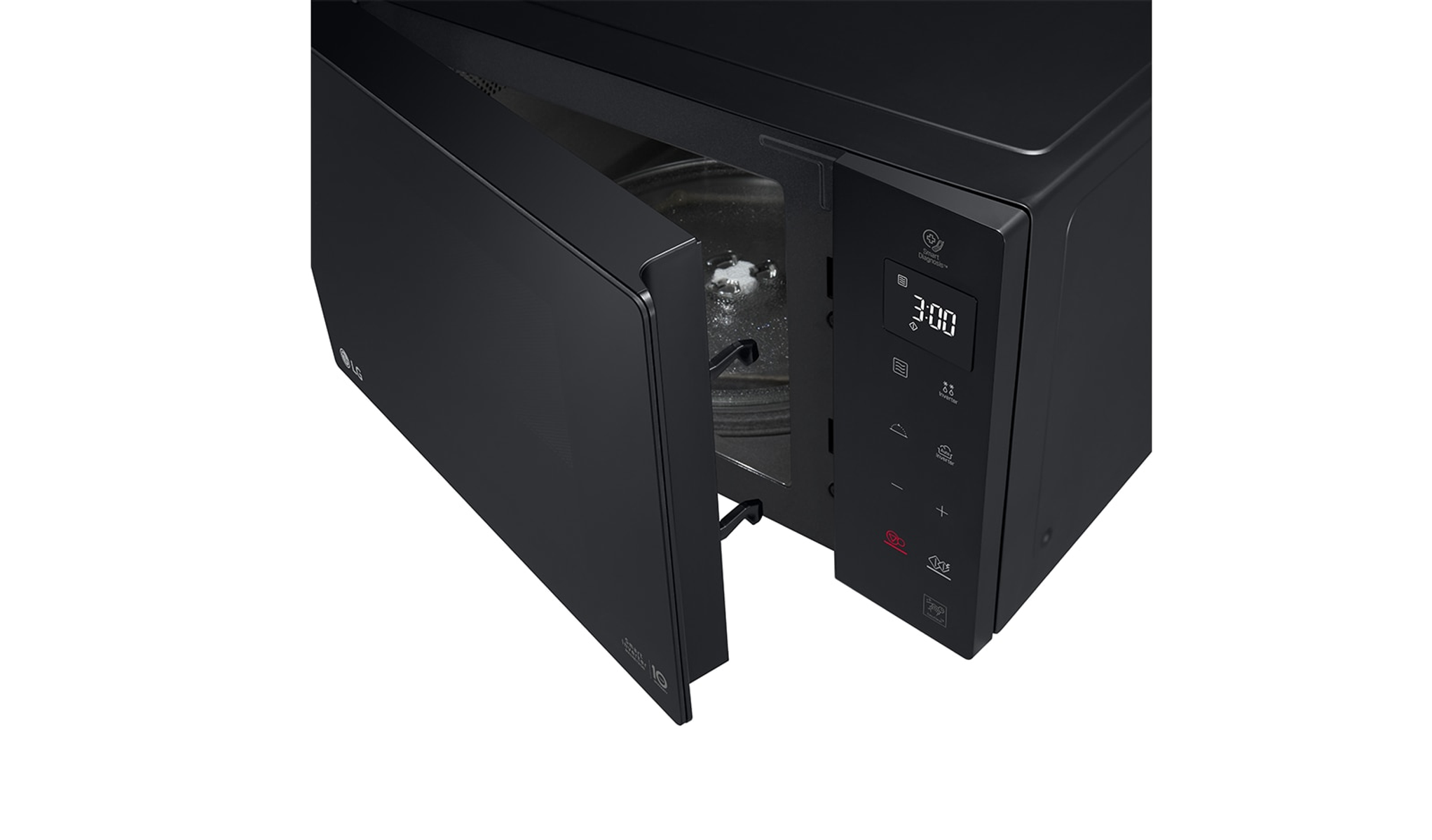 Forno a microonde con la porta aperta.
